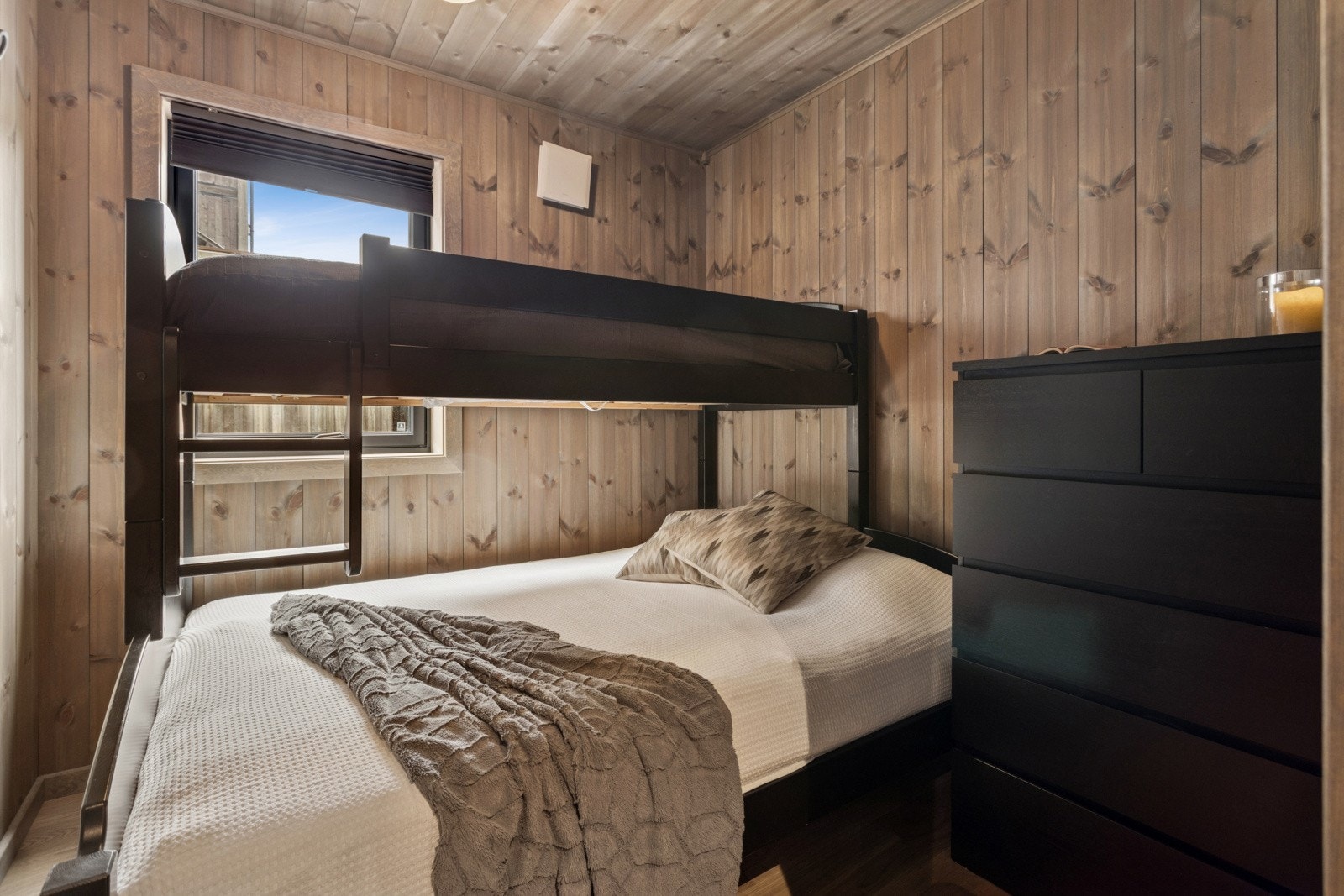 Soverom 2 med familiekøye Galleribilde