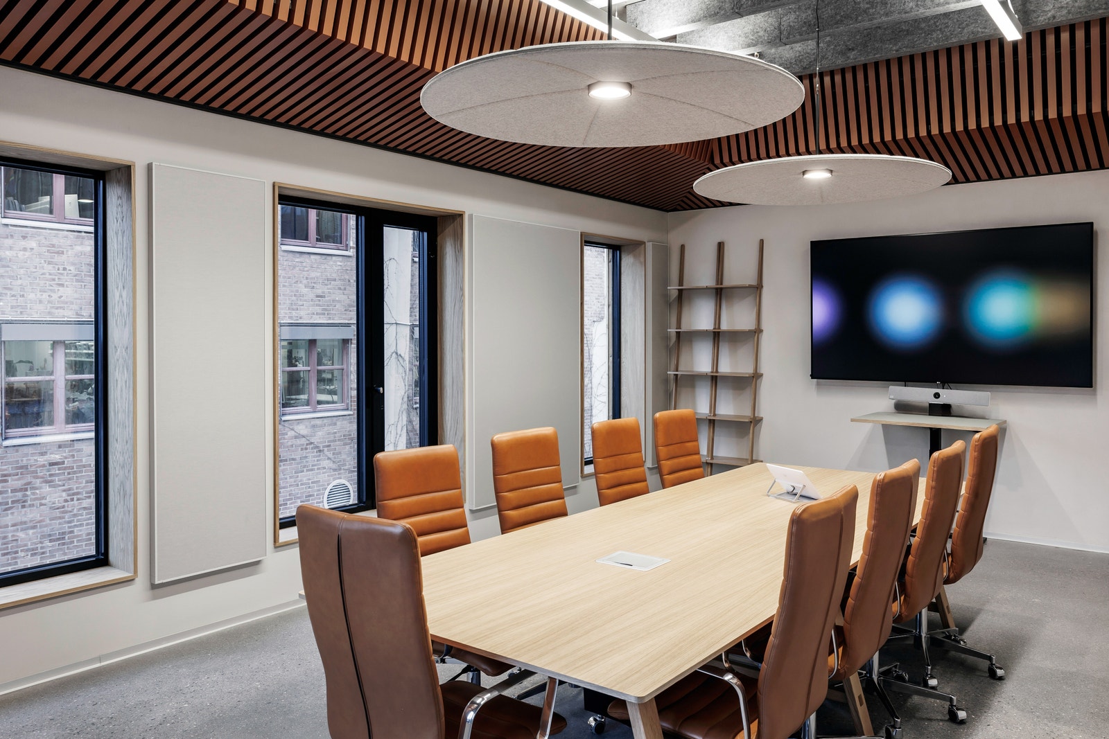 Møterom. Referansebilde fra annen leietaker i bygget.
Foto: @knutneerland @magentfotografer Galleribilde