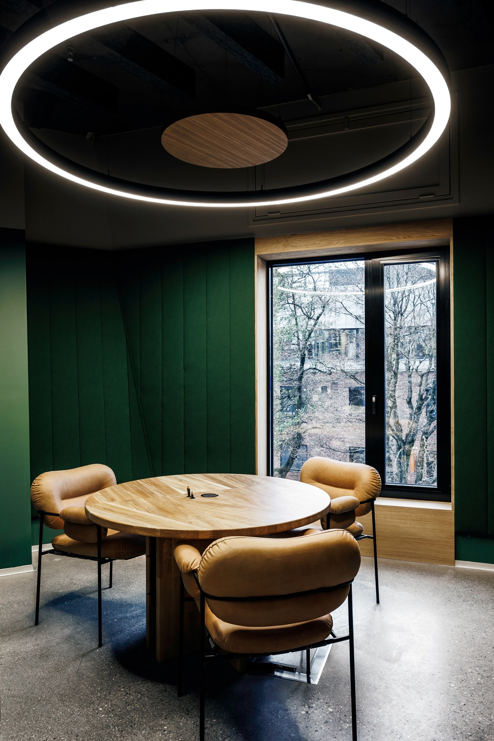 Møterom. Referansebilde fra annen leietaker i bygget.
Foto: @knutneerland @magentfotografer Galleribilde