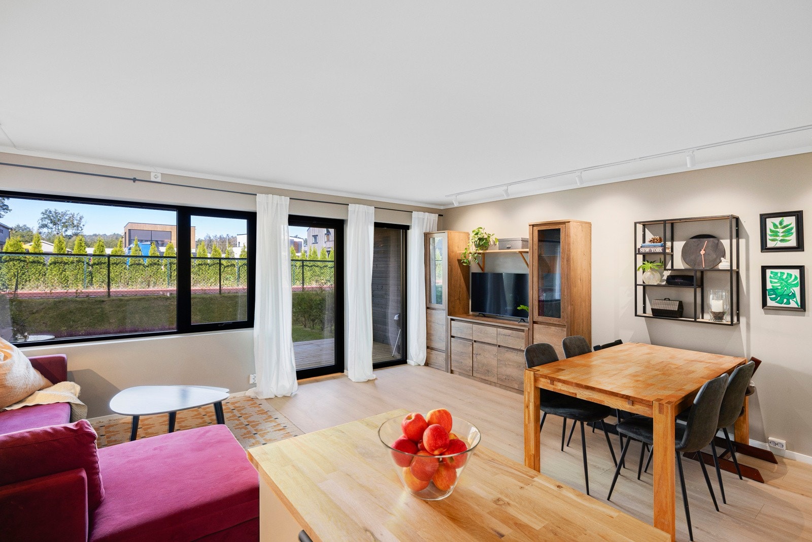 Leinæs & Partners v/Anders Fremmerlid Glasø har gleden av å presentere Guriskogen 100B! Galleribilde