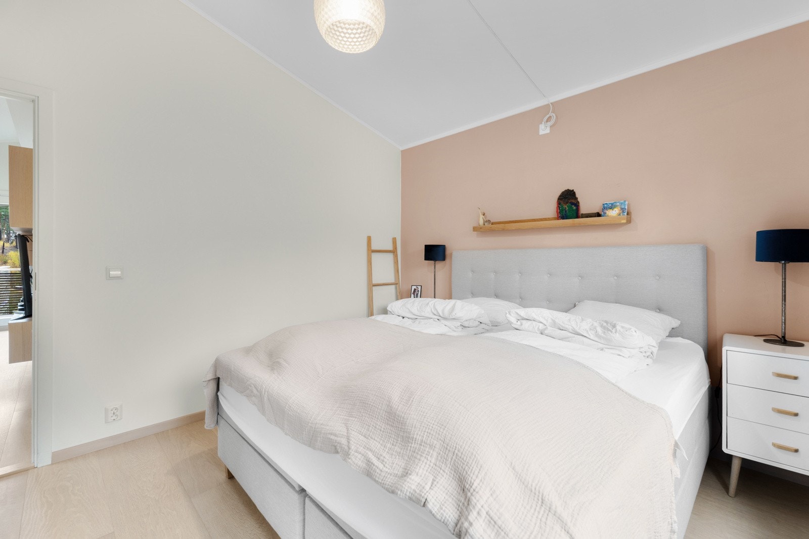 God plass til innredning etter behov Galleribilde