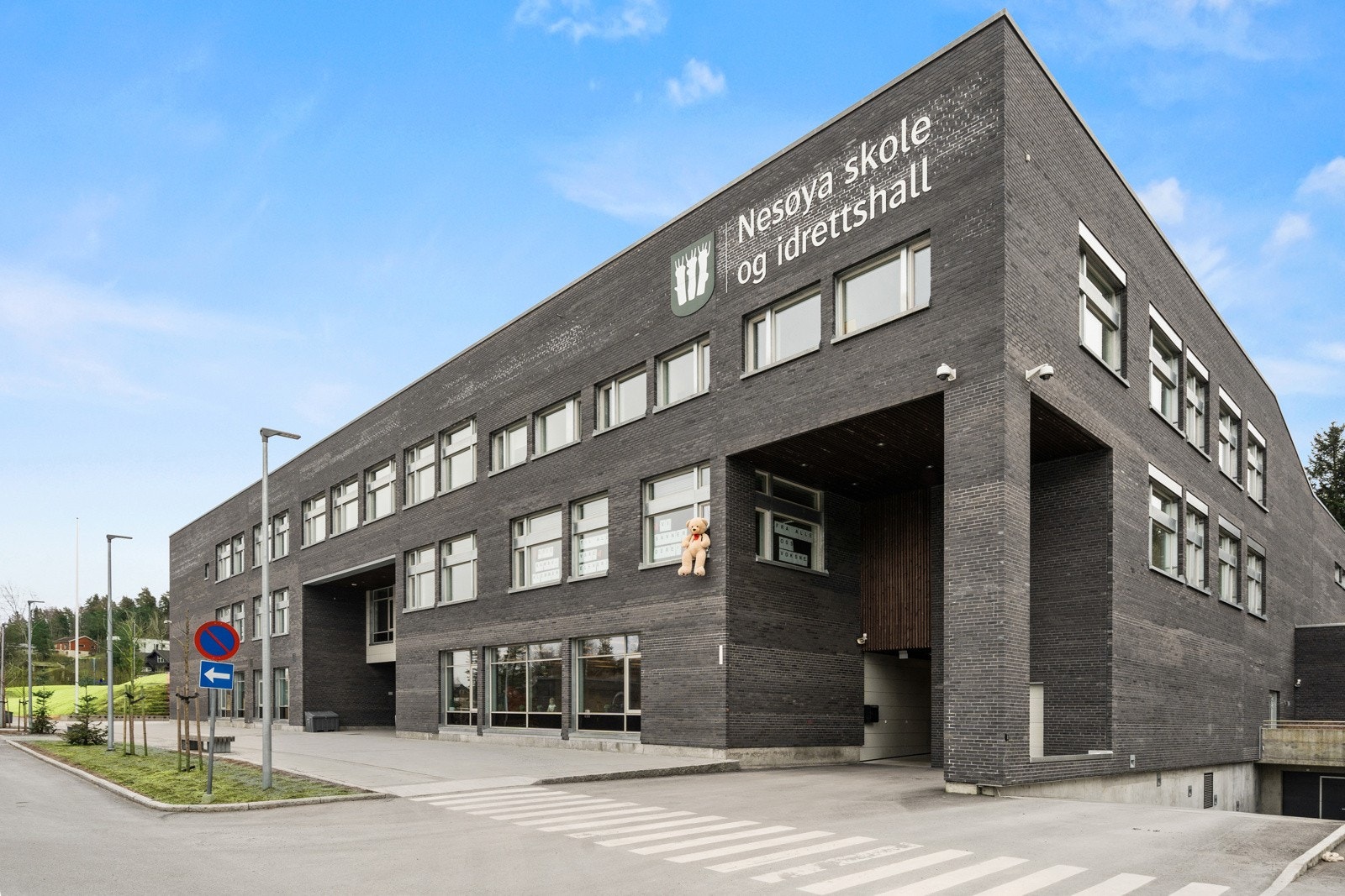 Nesøya Skole og Idrettshall Galleribilde