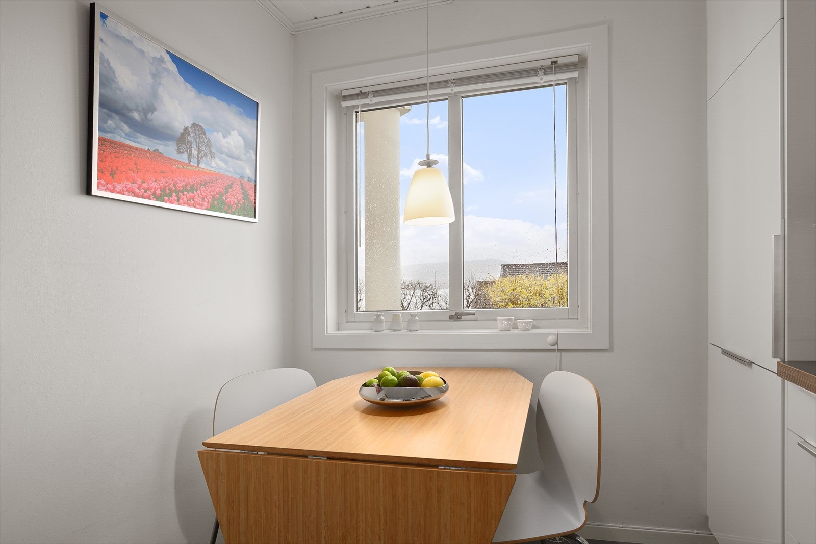 Det er også plass for hyggelig frokostbord Galleribilde