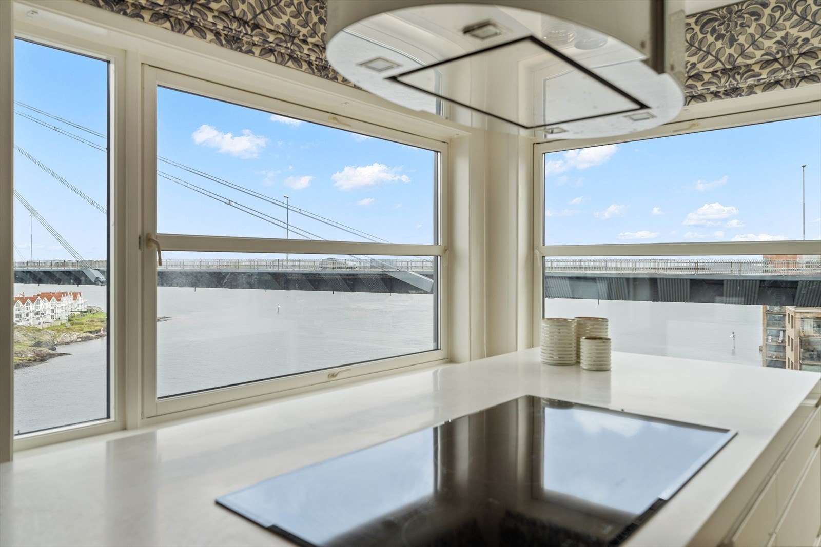 Kjøkkenøy Galleribilde