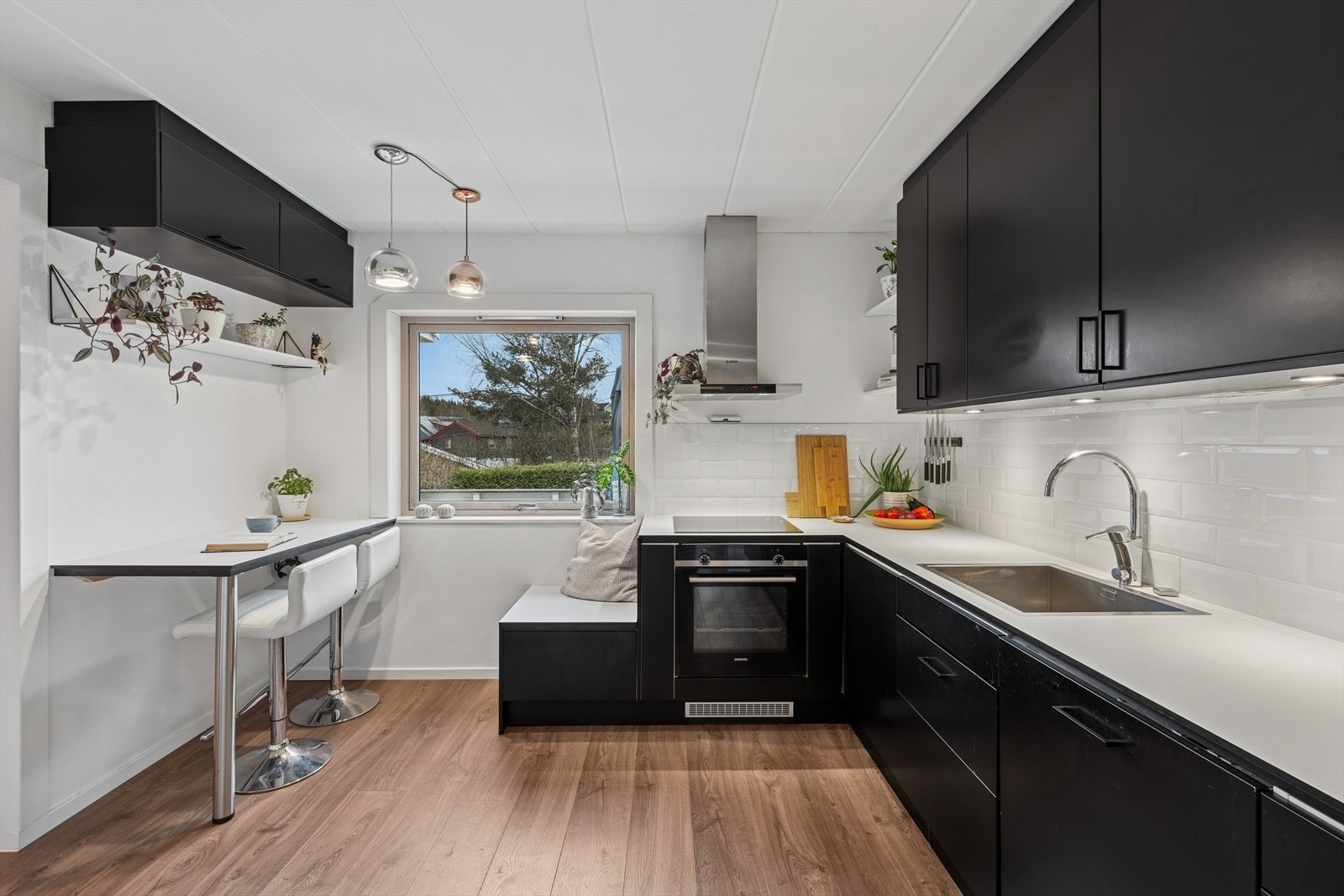 Her er det et hyggelig hjørne hvor frokosten kan nytes. Galleribilde