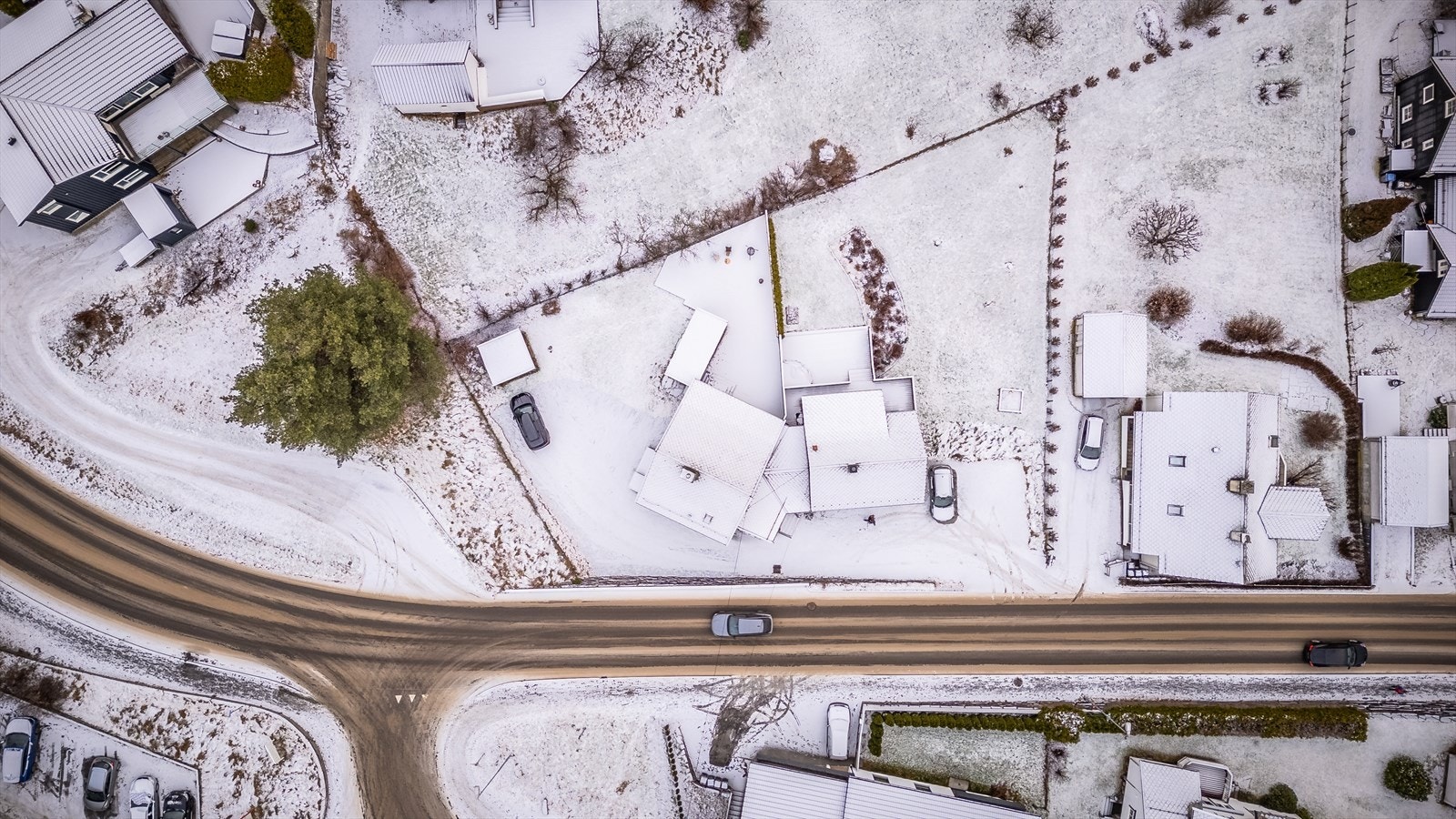 Dronefoto av eiendommen Galleribilde
