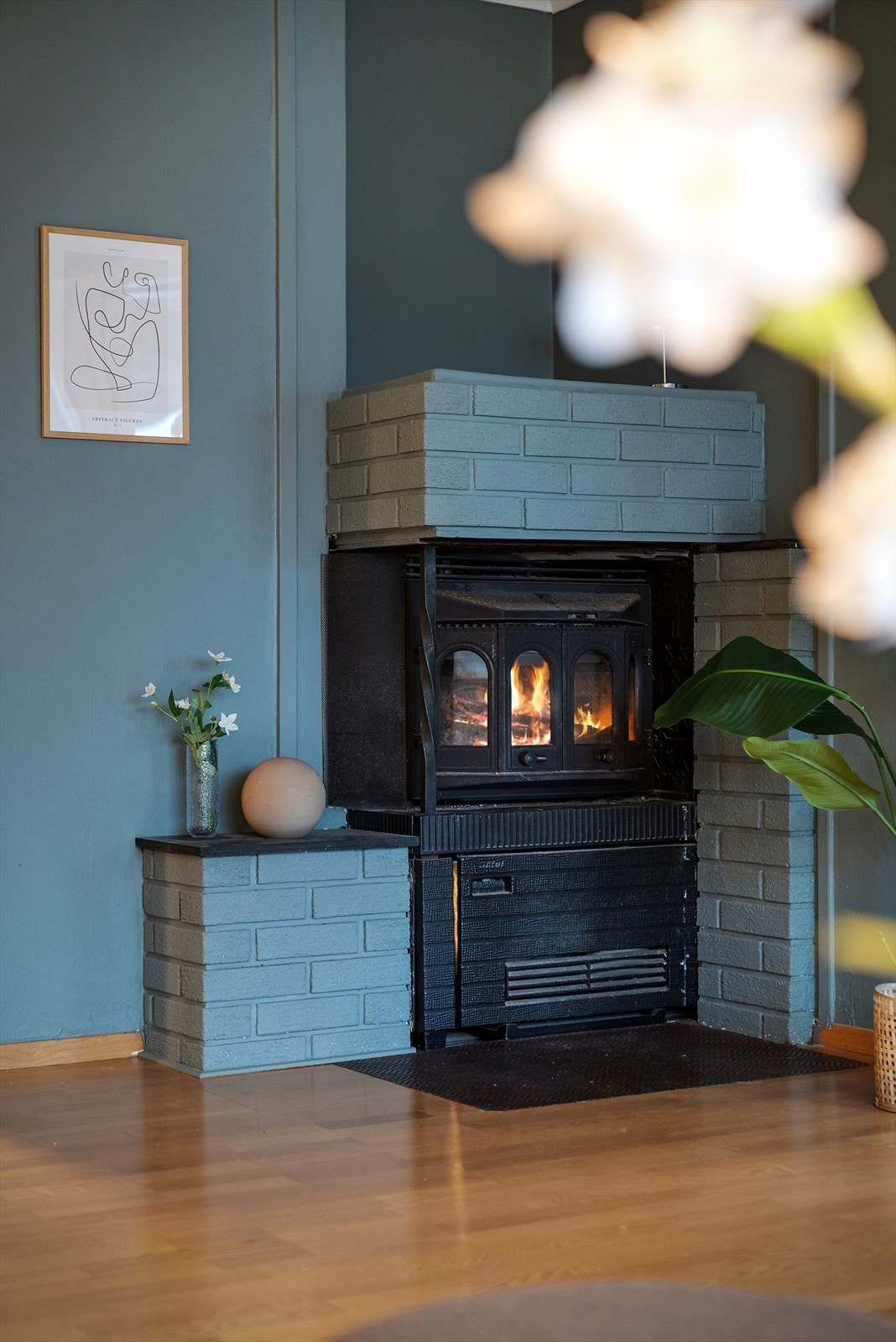 Lekker peis som varmer effektivt og godt opp Galleribilde