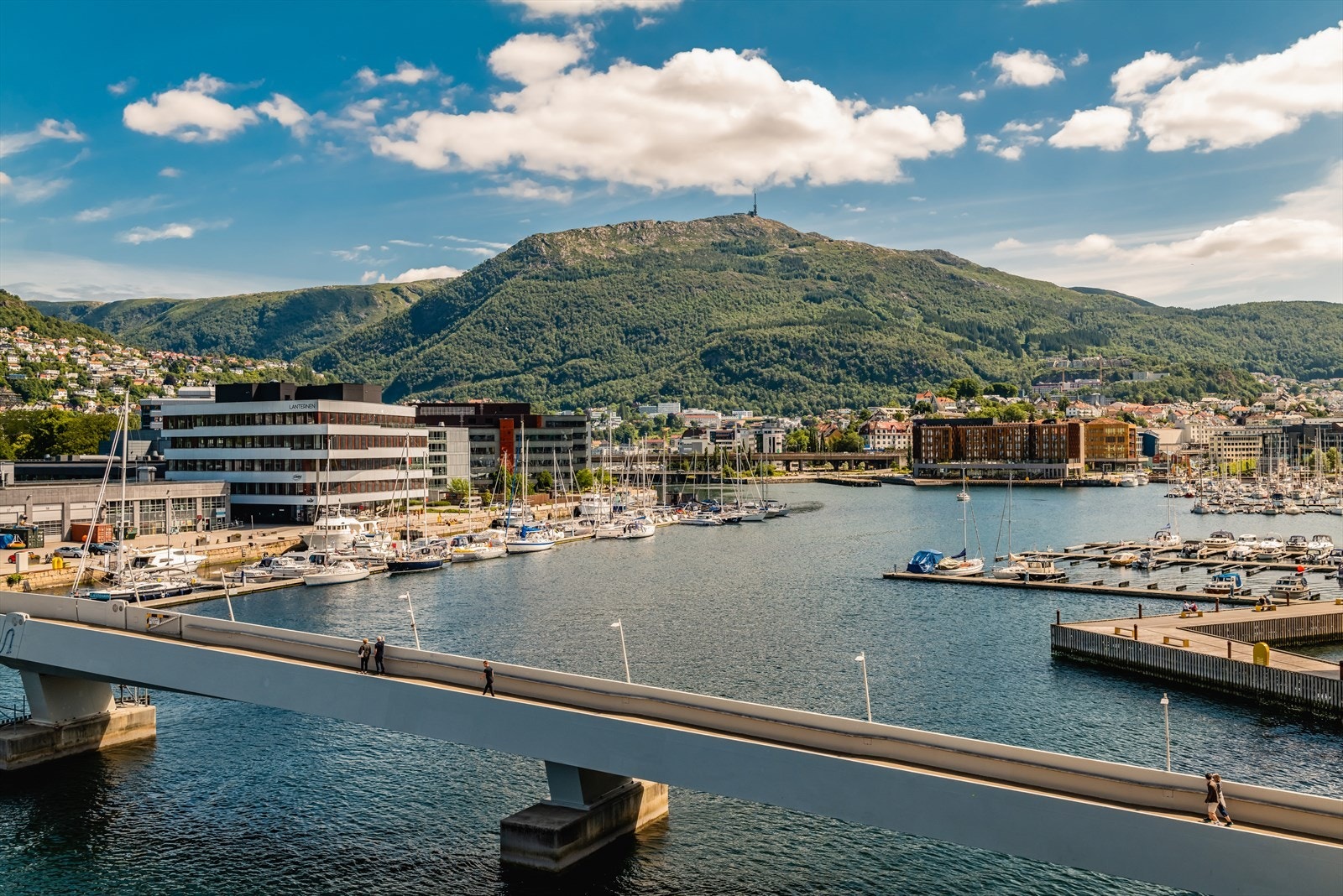Med en koselig spasertur over Småpudden kommer du bla.a til Marineholmen med strand og sauna..jpg Galleribilde