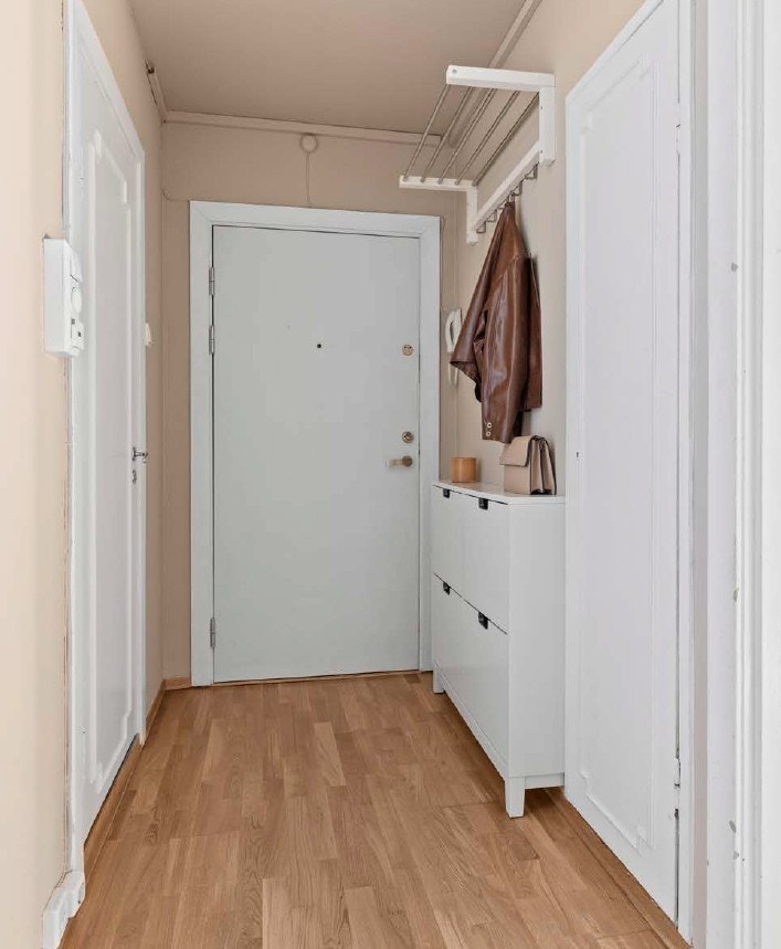 Gang - god plass med bod til høyre Galleribilde