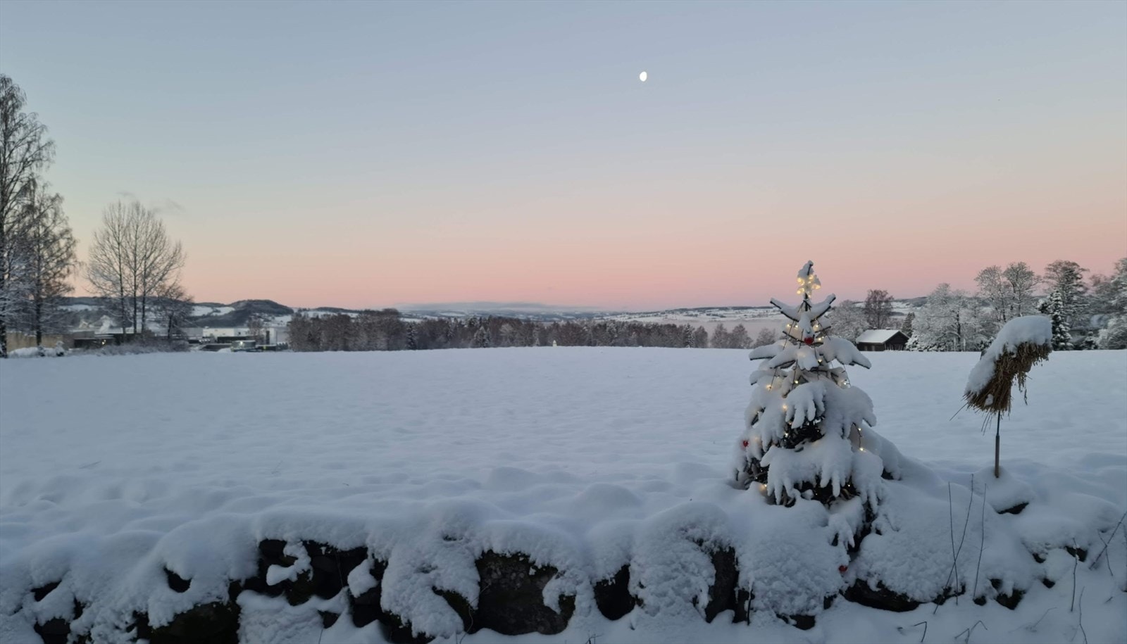 Idyllen blir ikke mindre på vinterstid når snøen har lagt seg. Galleribilde