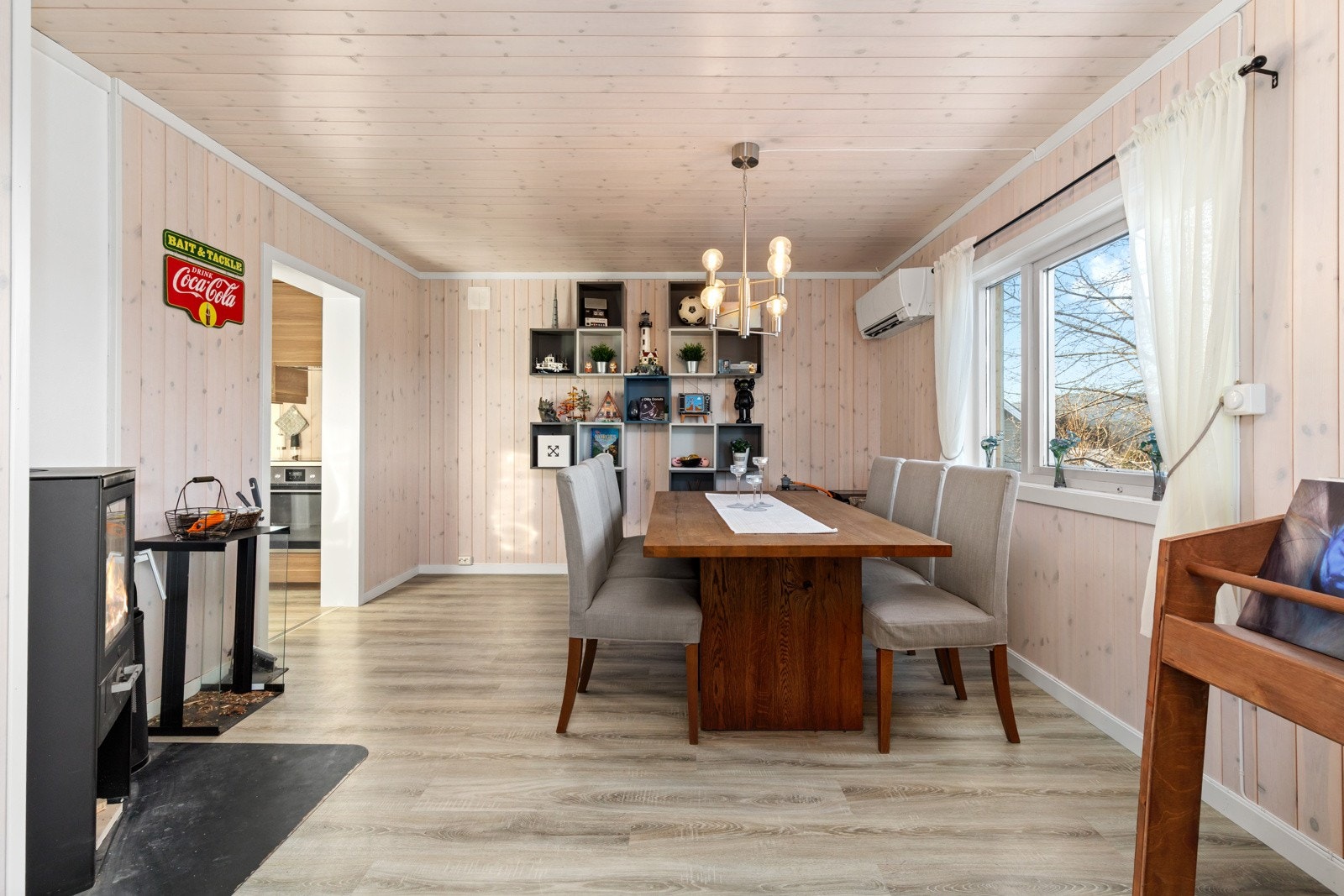 Peisovn i hjørnet Galleribilde