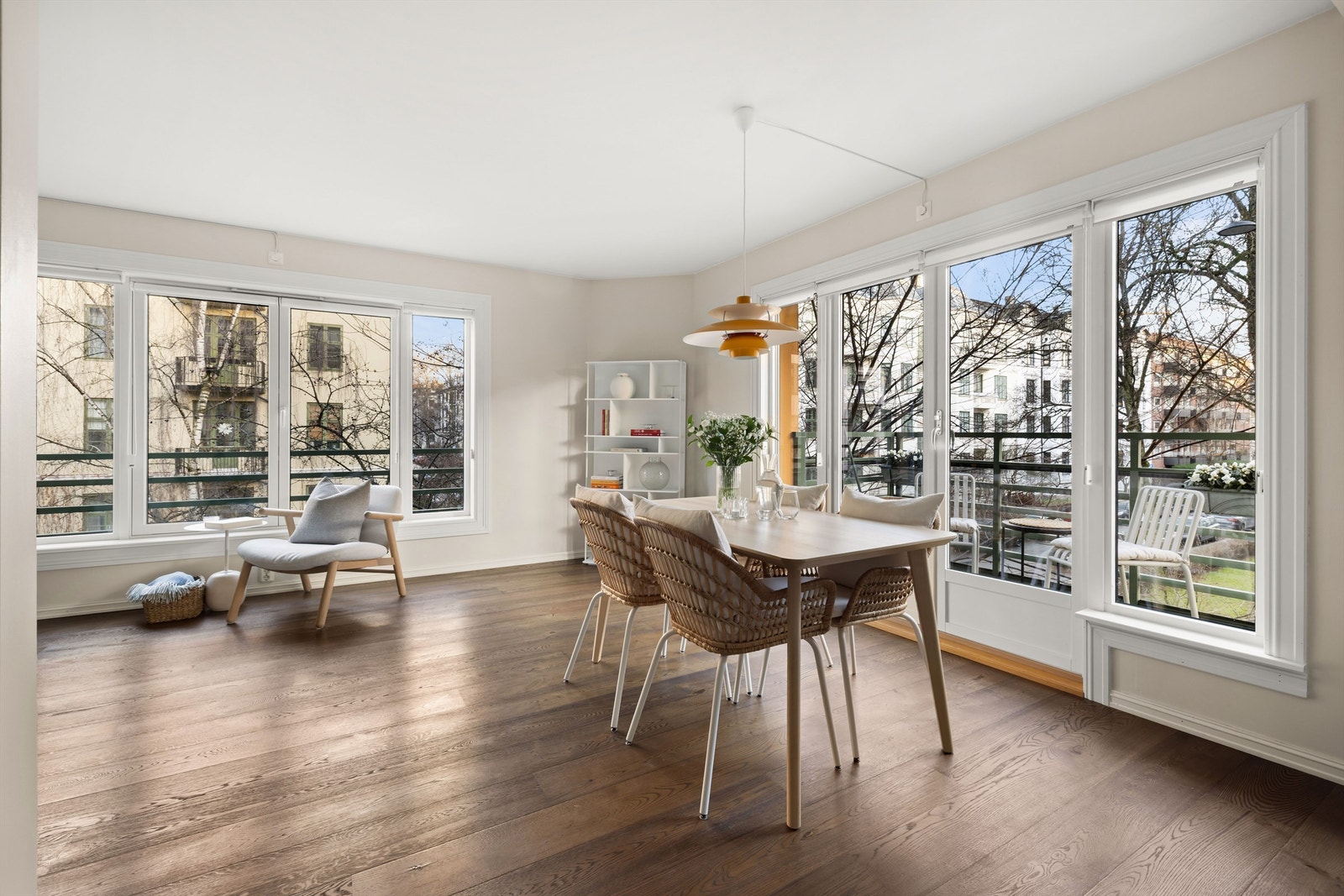 Velkommen til Schønings gate 32! - Presentert av Marius Dyngeland Iversen v/ Eiendomsmegler Krogsveen. Foto: Isnitt. Galleribilde