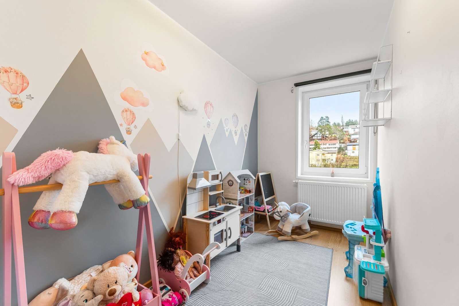 Soverom III er også av god størrelse, i dag benyttet som barnerom. Galleribilde