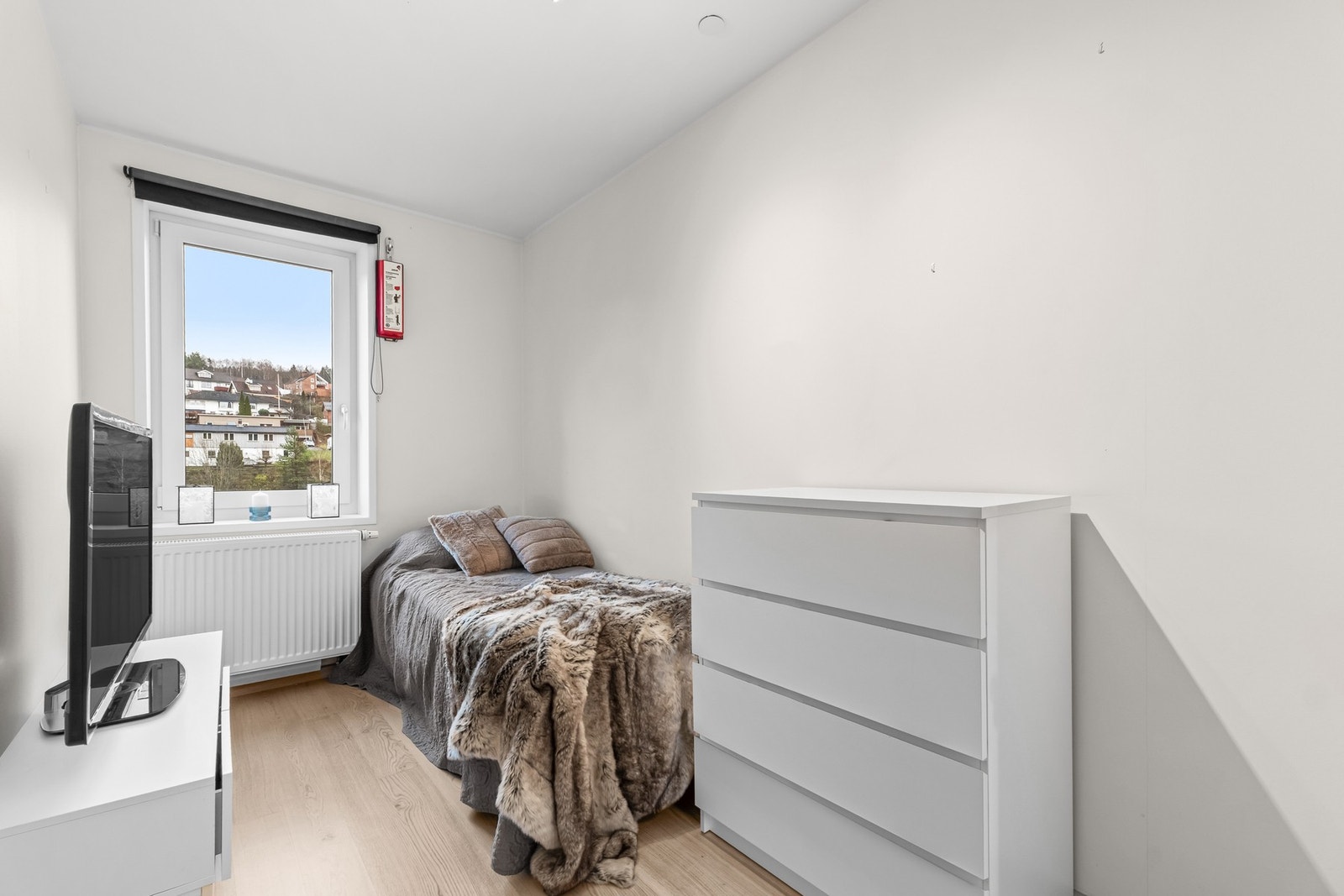 Soverom IIlI gjør seg ypperlig som gjesterom eller hjemmekontor. Galleribilde