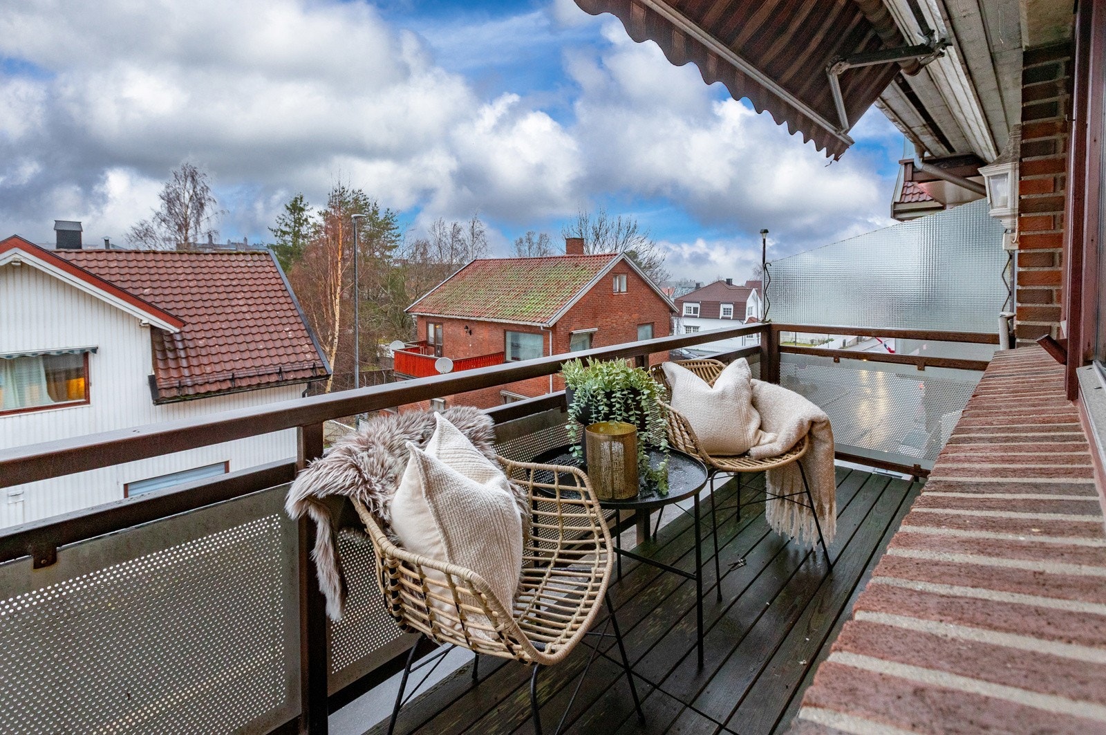 Balkong med utgang fra stuen Galleribilde