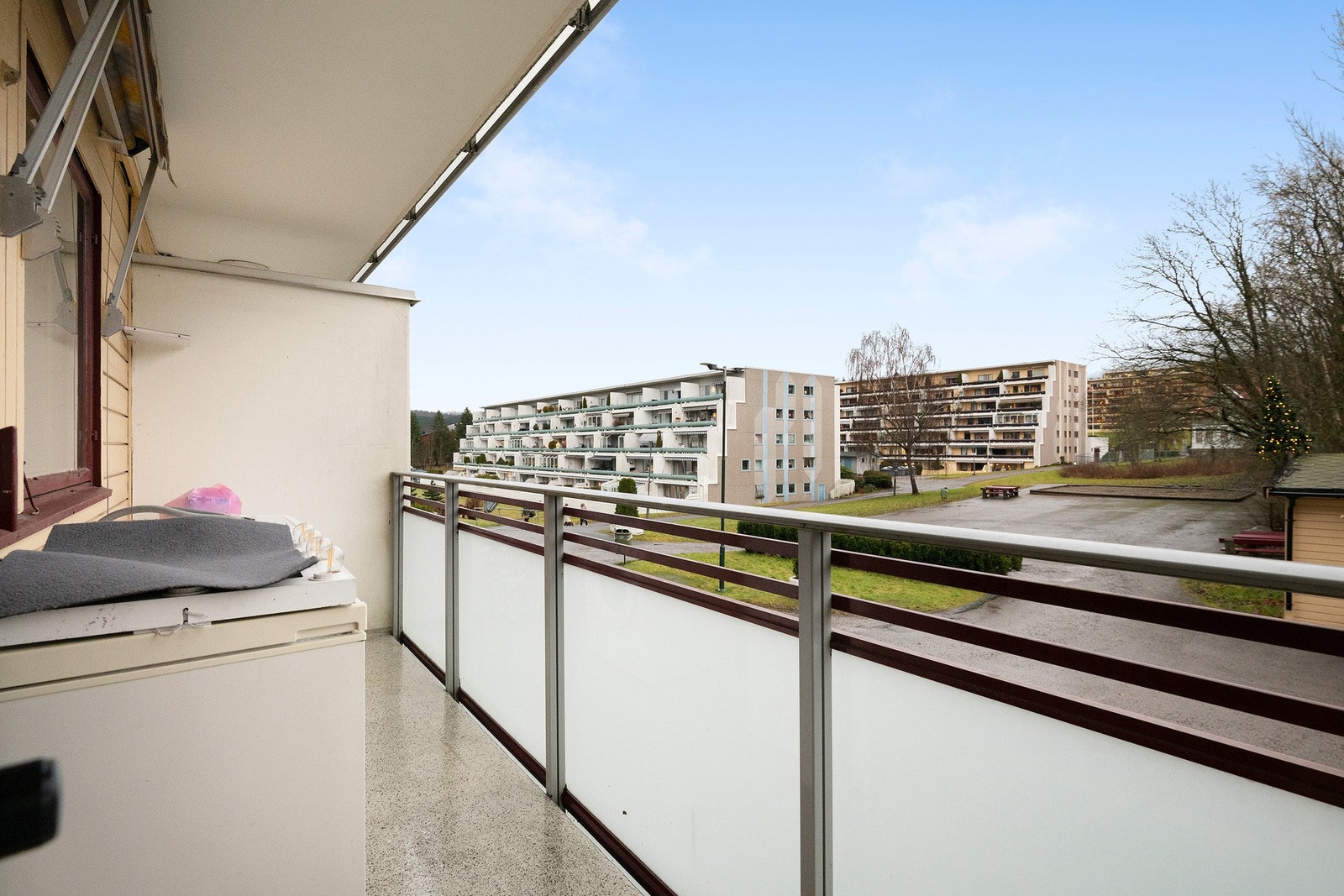 God plass til utemøbler og hyggelige sittegrupper. Her kan du nyte morgenkaffe! Galleribilde