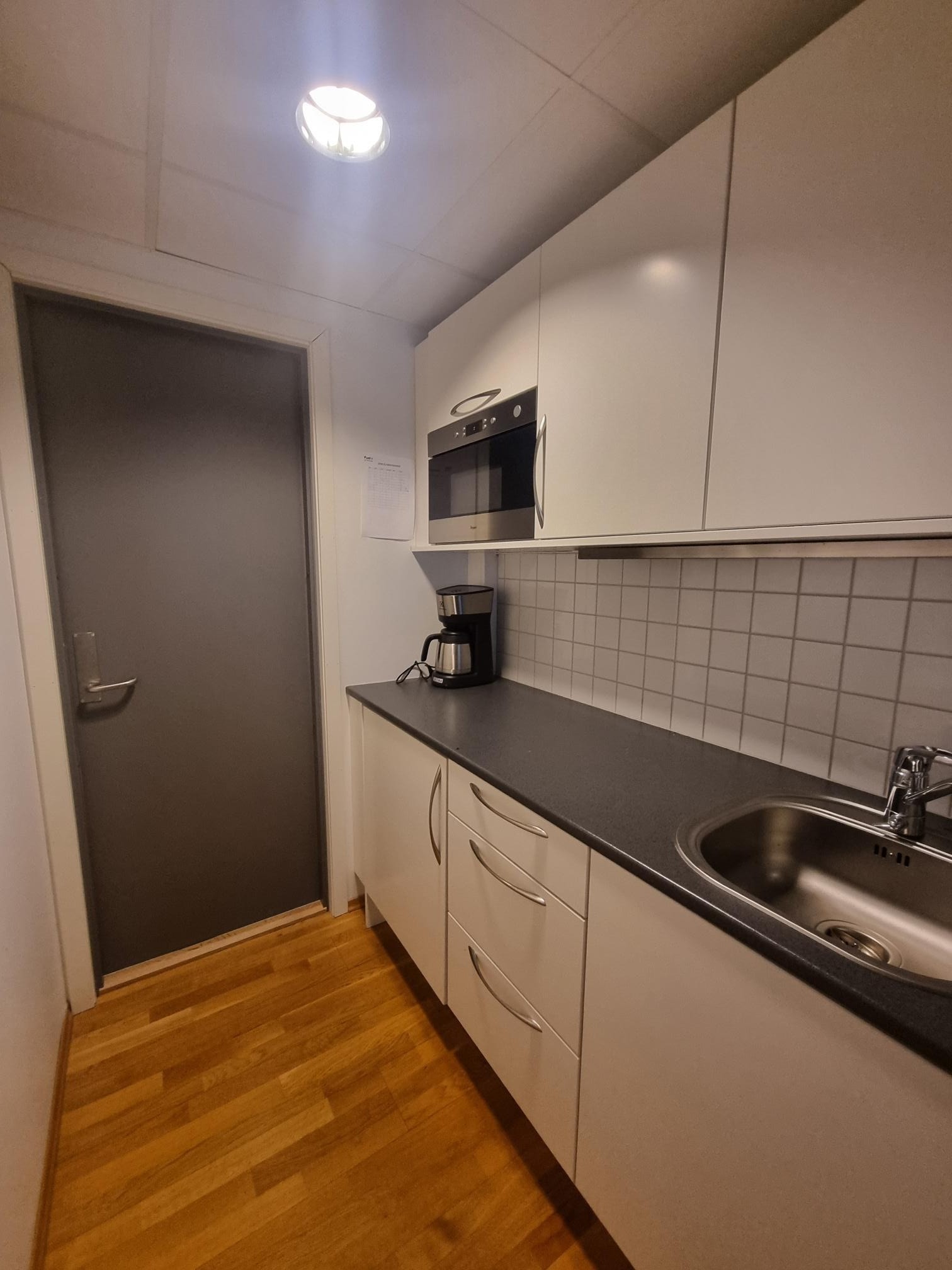 Ledig kontorseksjon i 2.etg. hovedfløy Galleribilde