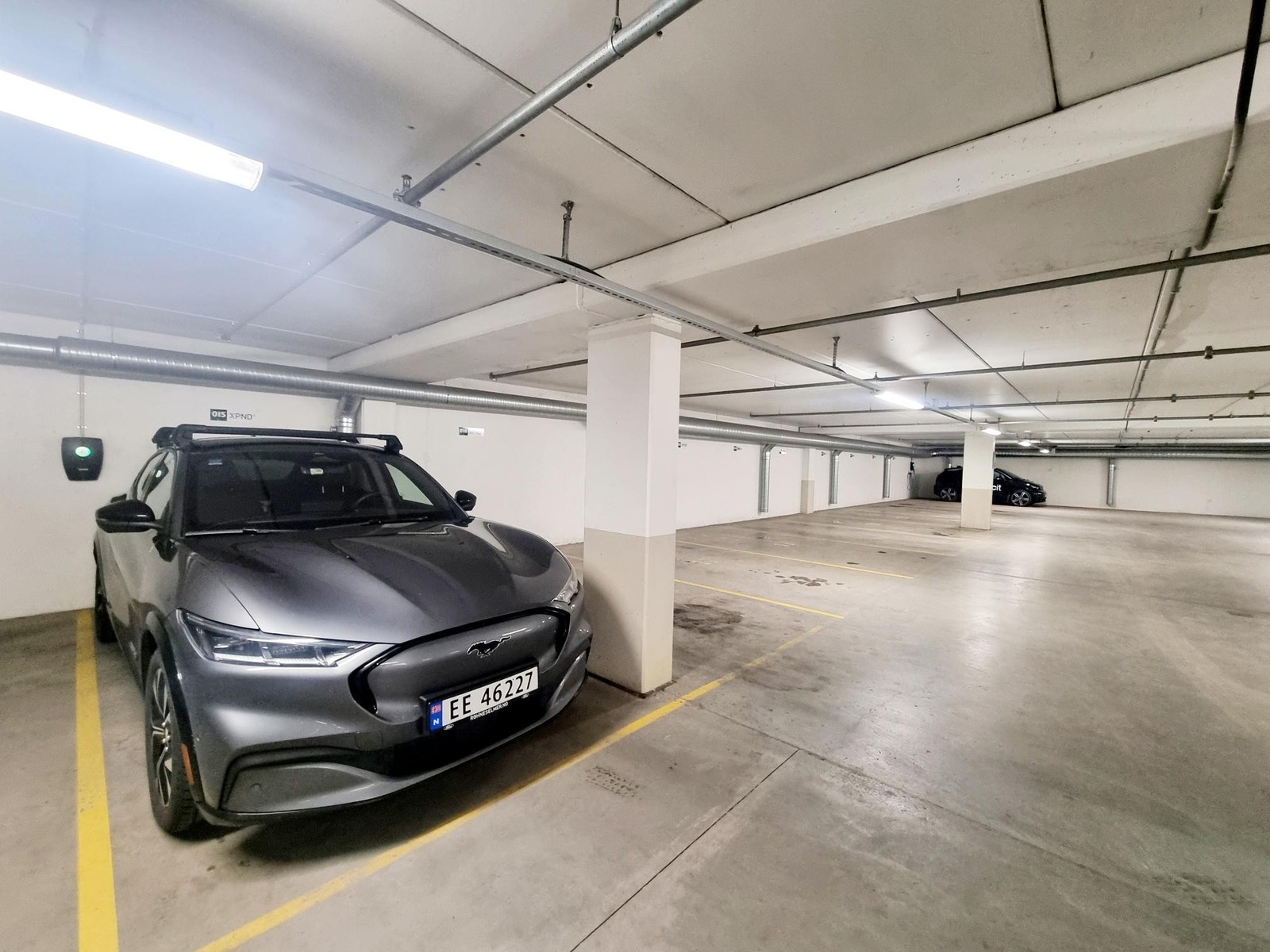 Mulighet for å leie garasjeplass i kjeller. Galleribilde