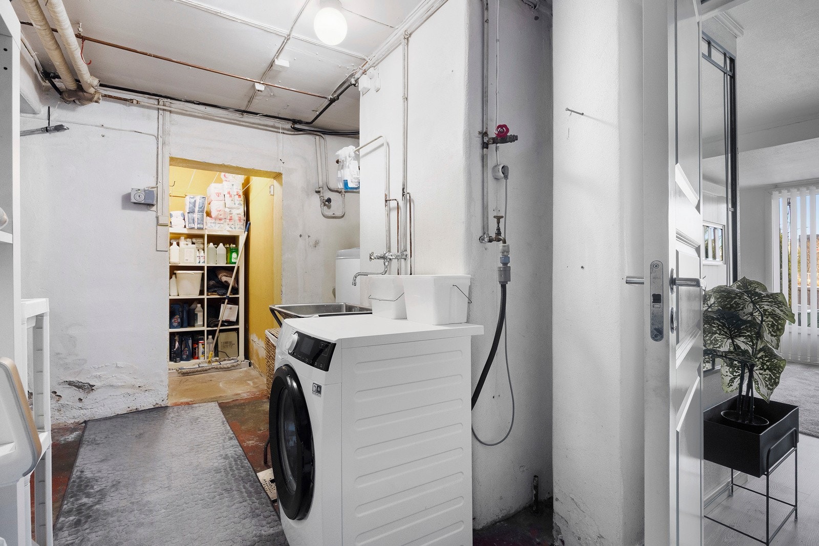 Fyrrom/vaskerom (TG3). Galleribilde