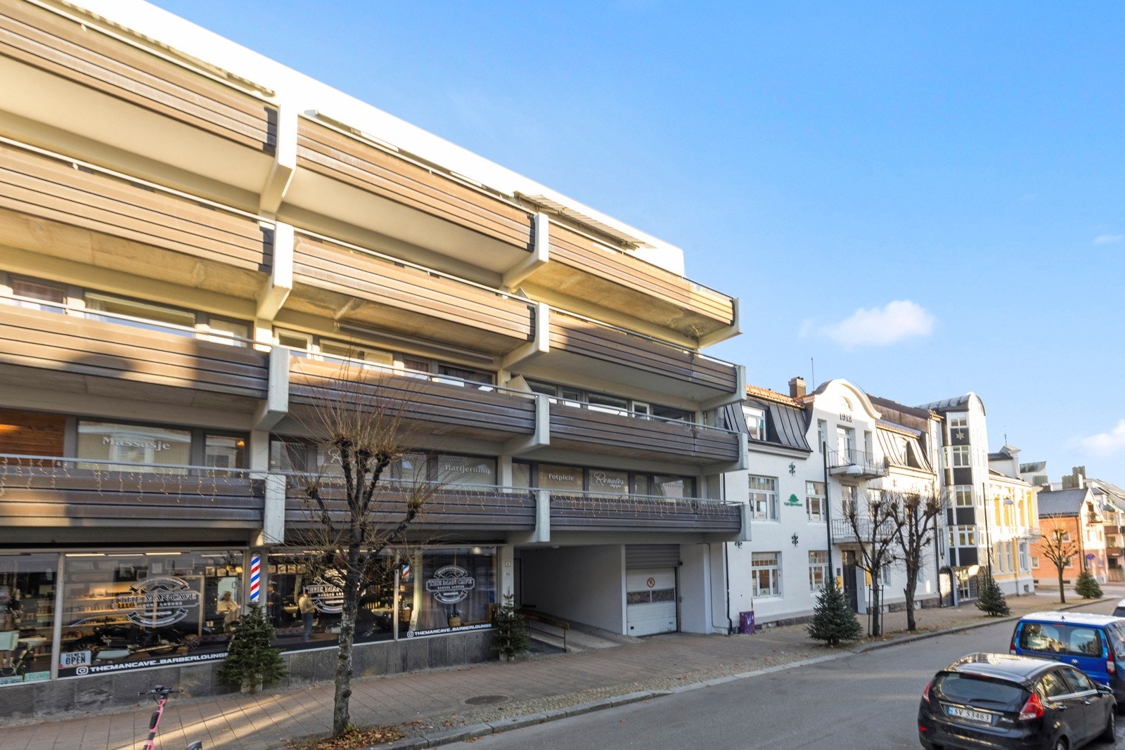 Leiligheten ligger i 4.etasje - fritt og fint! Galleribilde