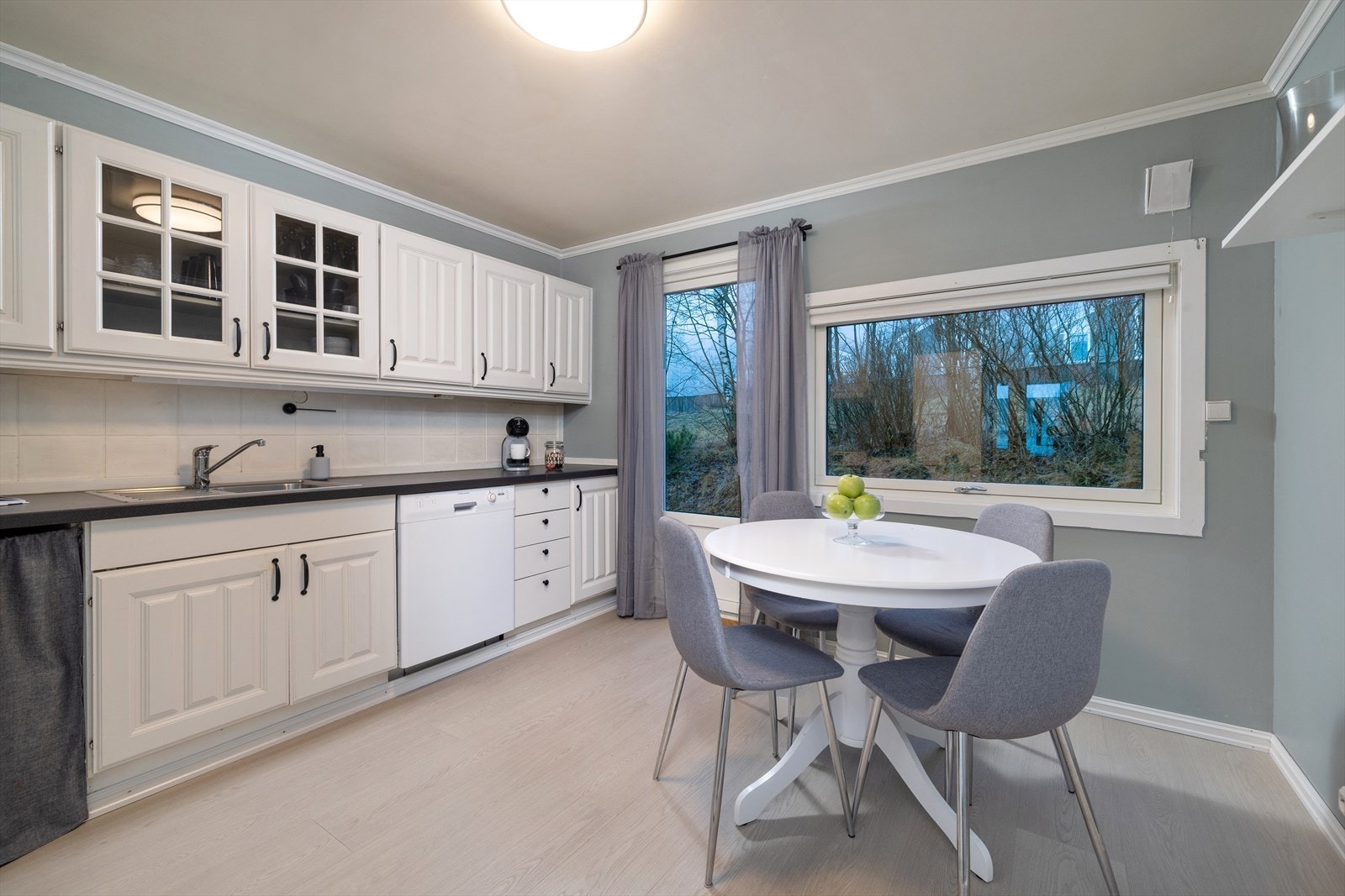 Hyggelig kjøkken Galleribilde