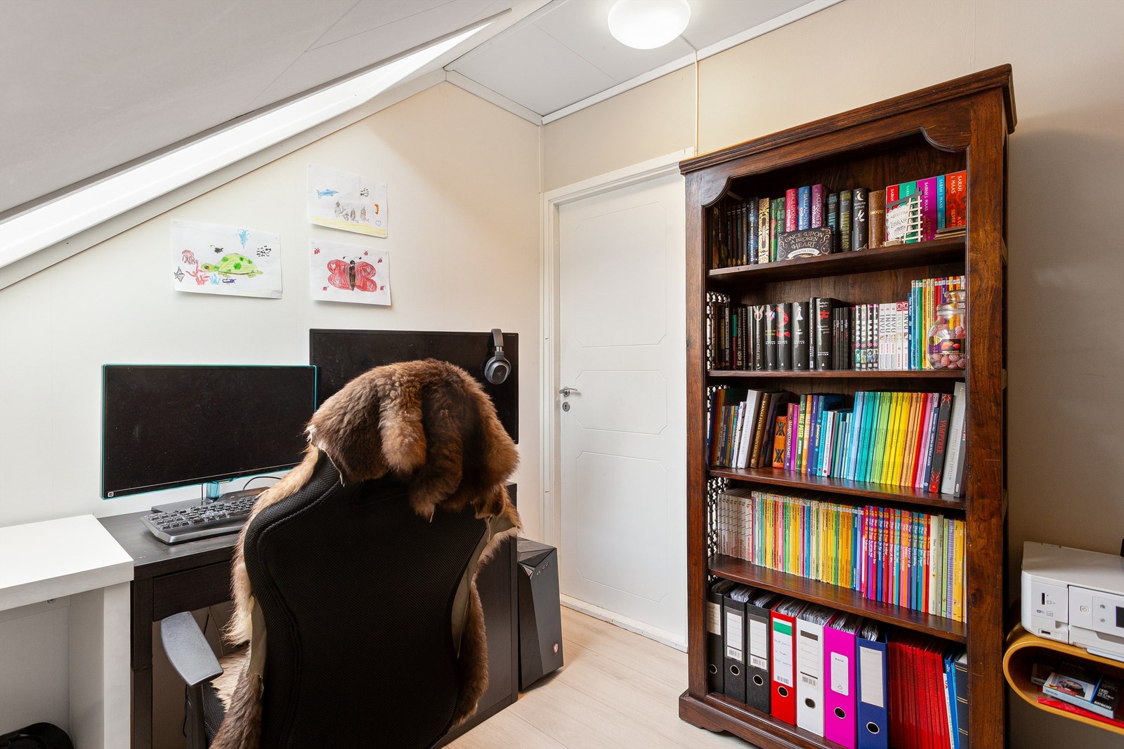 Rom innredet som kontor i 2.etasjer er ikke omsøkt til rom for varig opphold Galleribilde