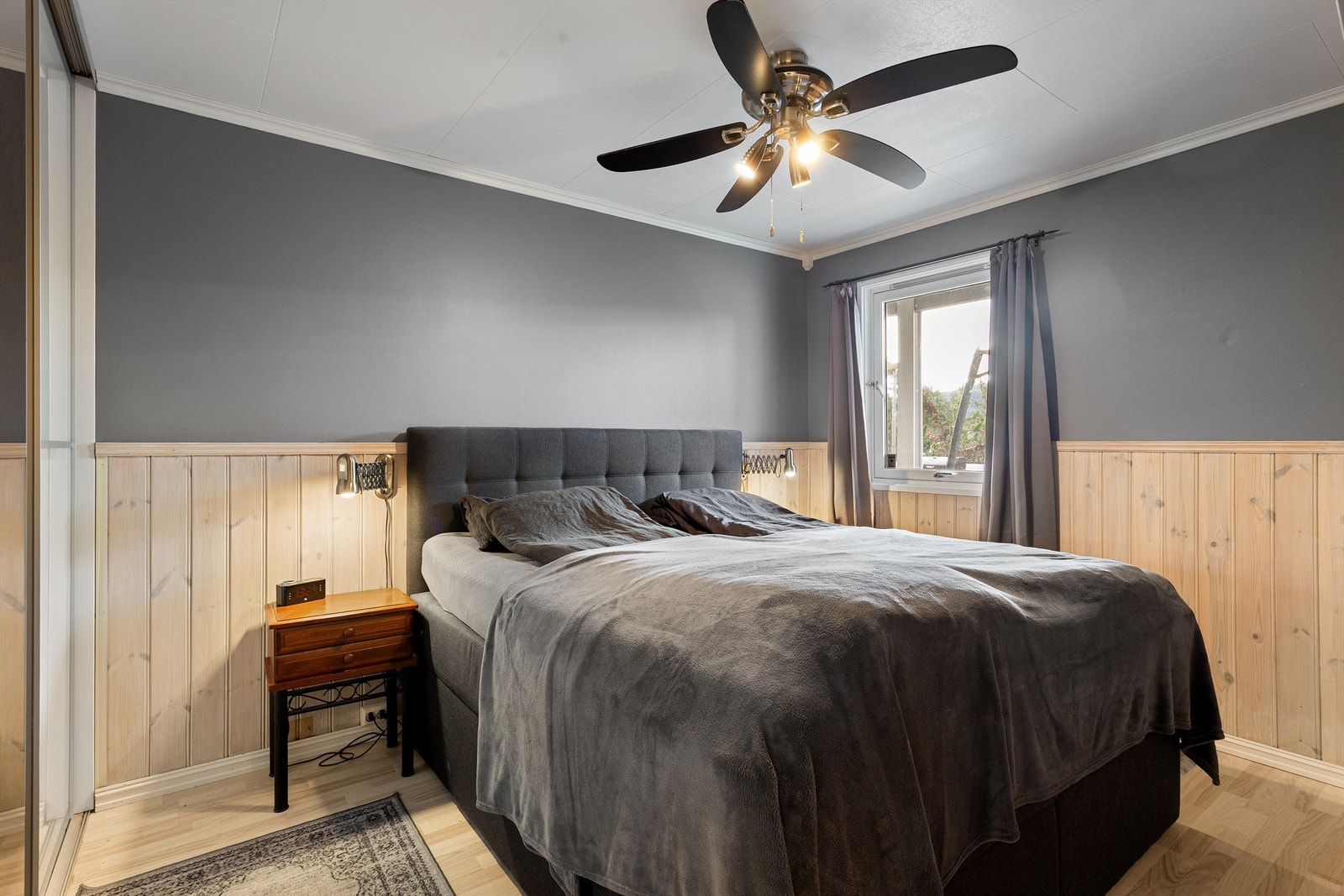 Soverom 1 beliggende i underetasjen Galleribilde