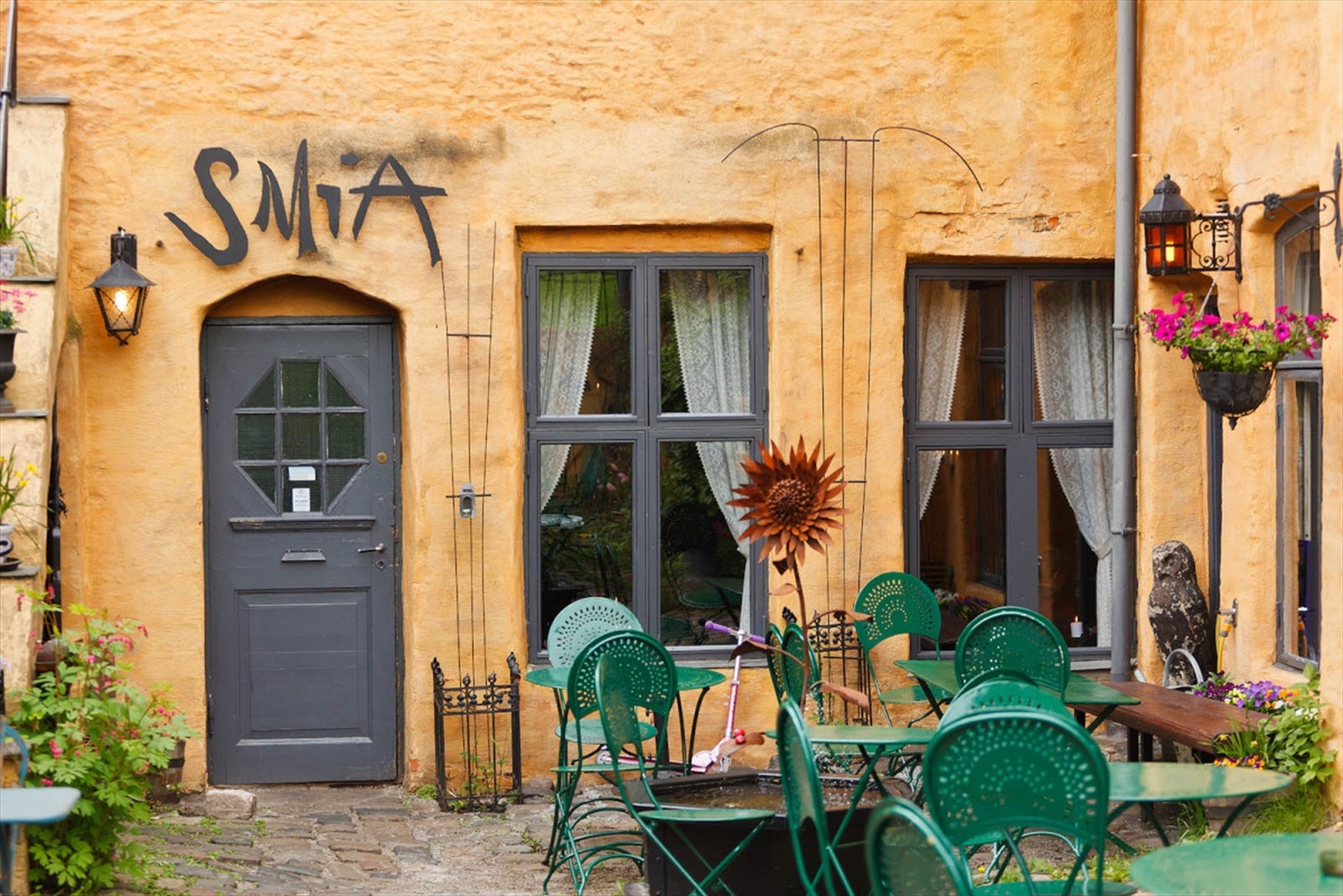 Restaurant Smia i hyggelige omgivelser på Vålerenga. Galleribilde