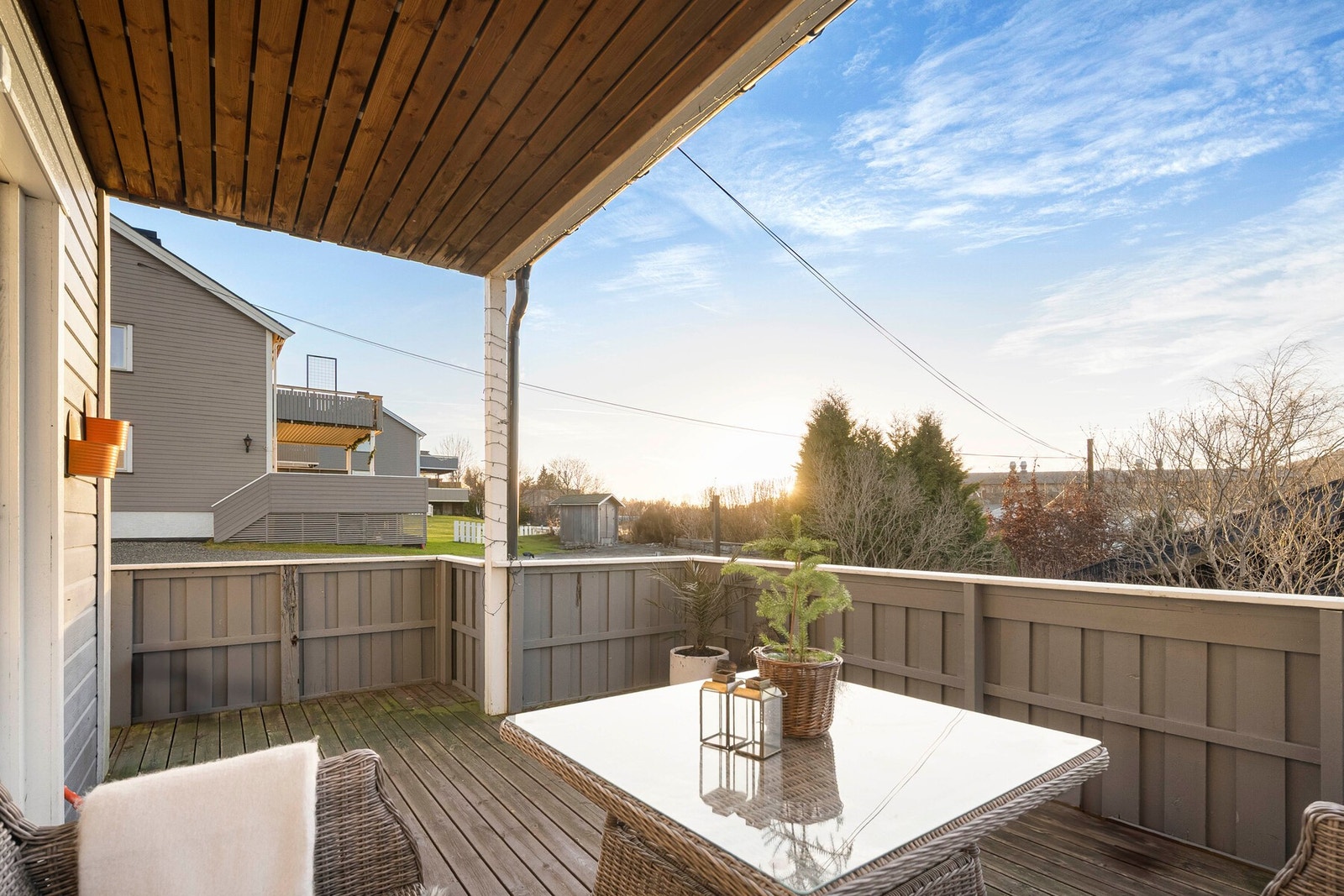 Fra stuen har du utgang til solrik terrasse på ca. 15 kvm Galleribilde