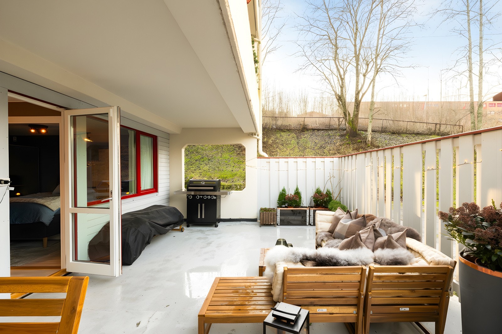 Terrassen byr på gode solforhold. Galleribilde