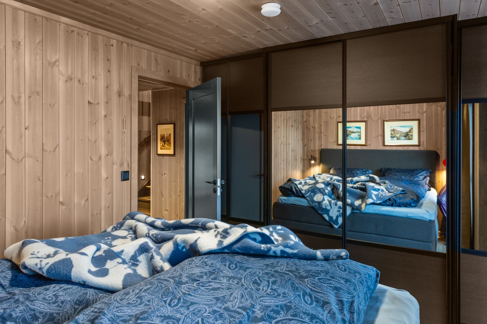 Soverom. Galleribilde