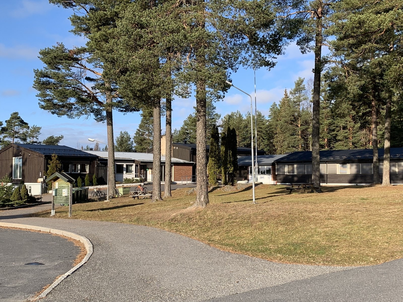 Setskog Oppvekstsenter med barnehage og 1-7 skole Galleribilde