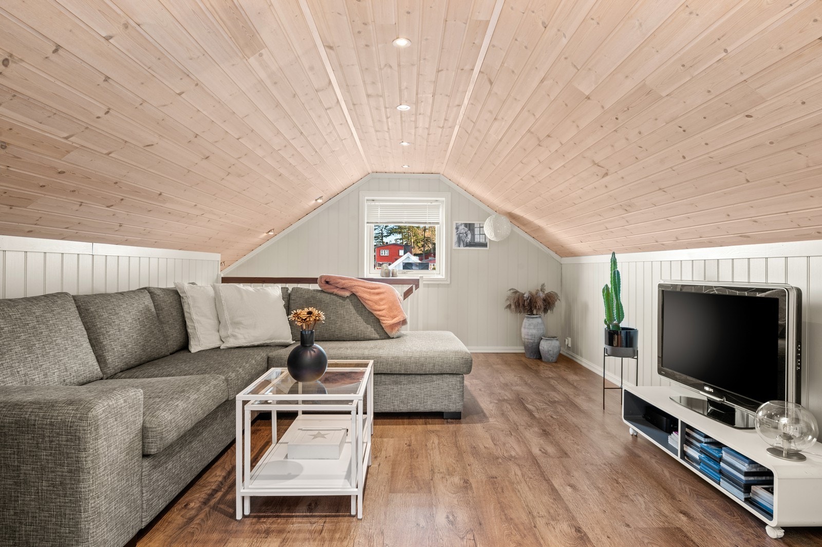 Loftstue Galleribilde