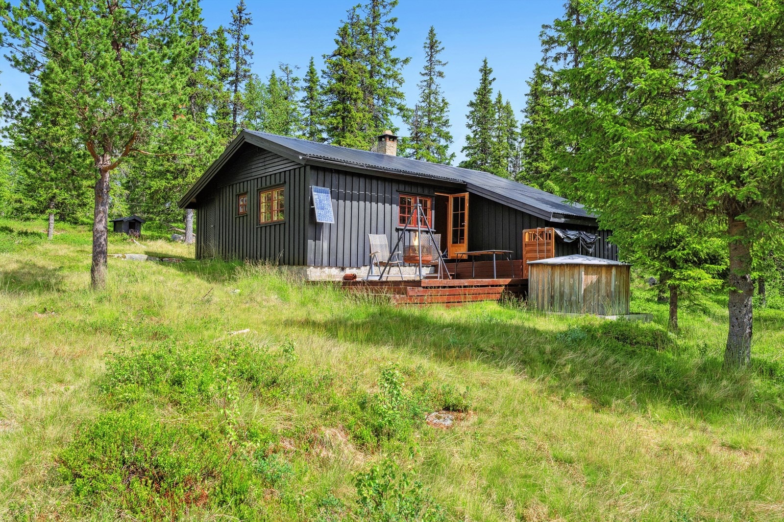 Nydelig natur og sjarmerende skog omkranser bebyggelsen. Galleribilde