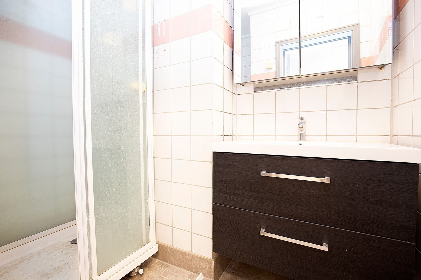 Delt bad - deles med to andre rom Galleribilde