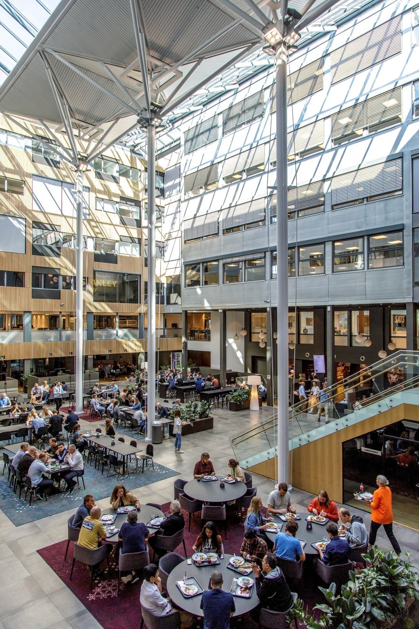 Fellesfasiliteter i bygget:
Personalrestaurant Galleribilde