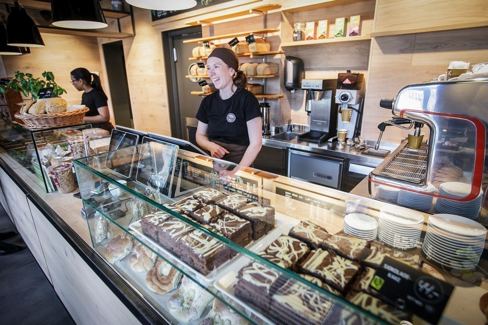 Godt Brød er etablert ved inngangspartiet til bygget. Galleribilde