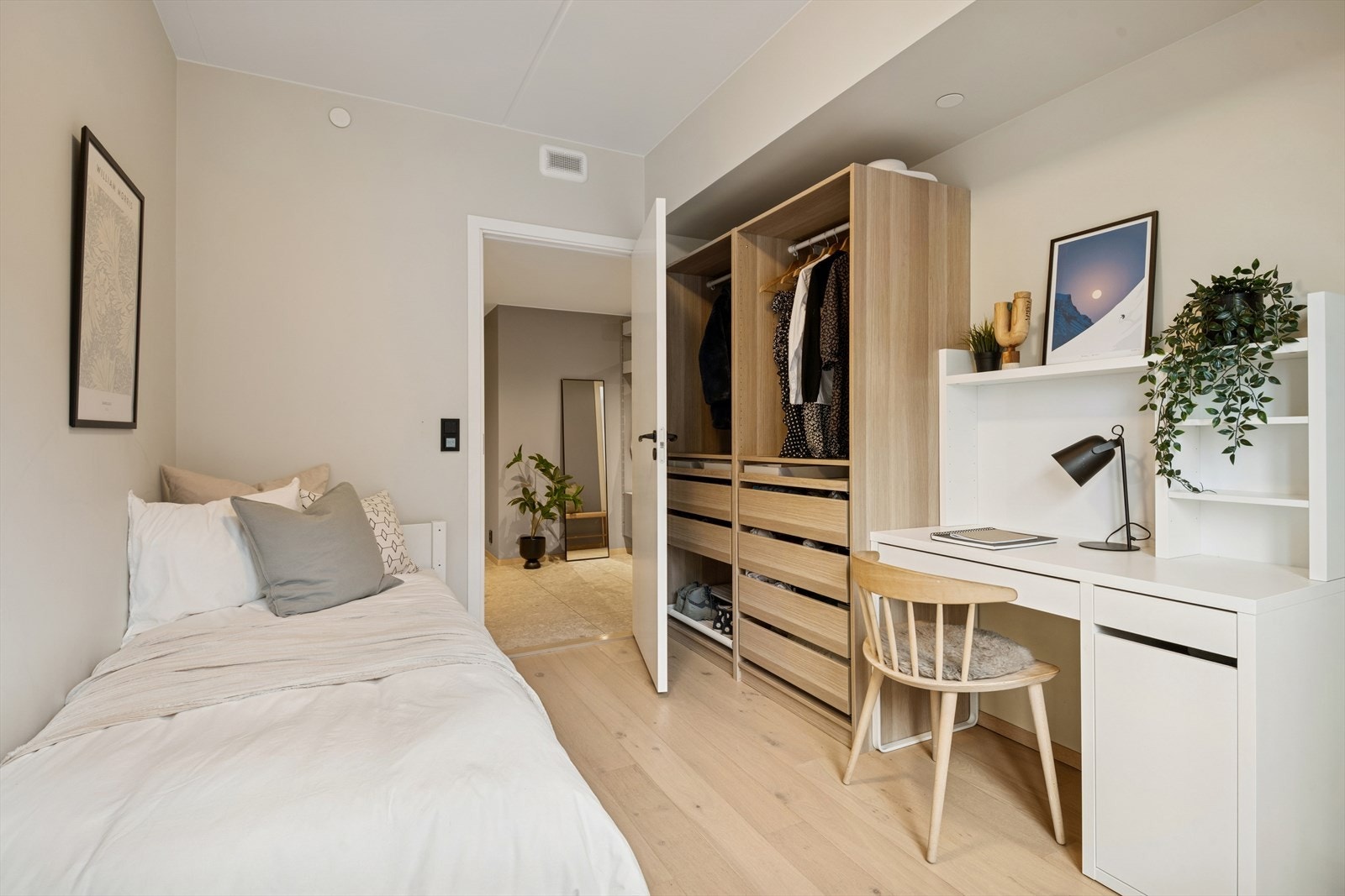 Soverom to. Galleribilde