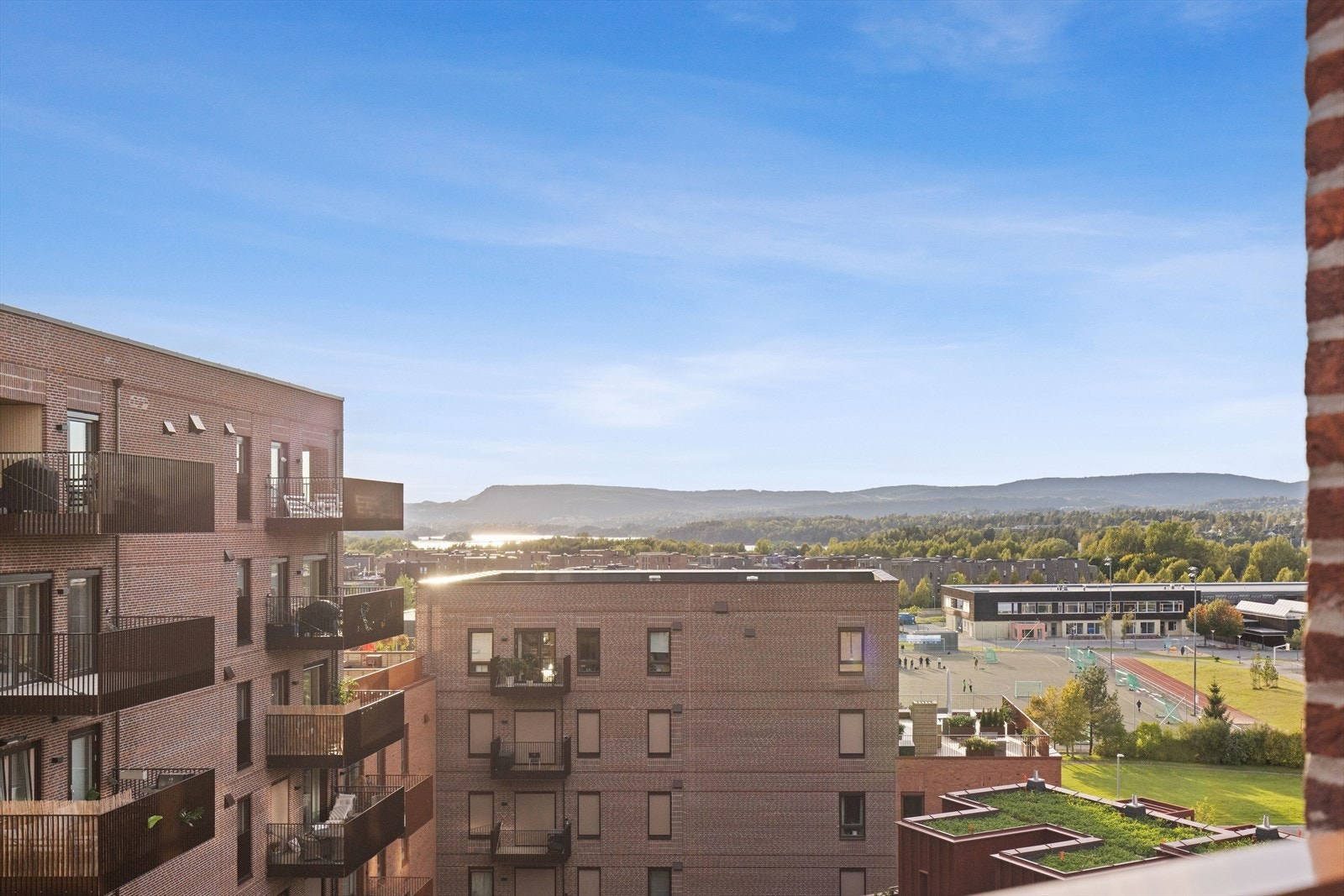 Nydelig utsikt fra takterrassen. Galleribilde