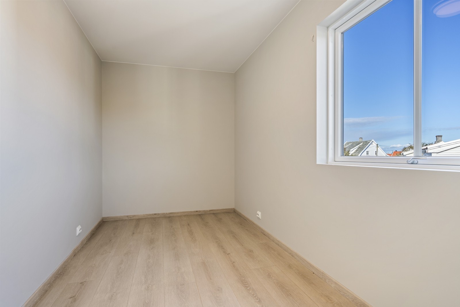 Soverom nummer 2 er også i god størrelse. Galleribilde