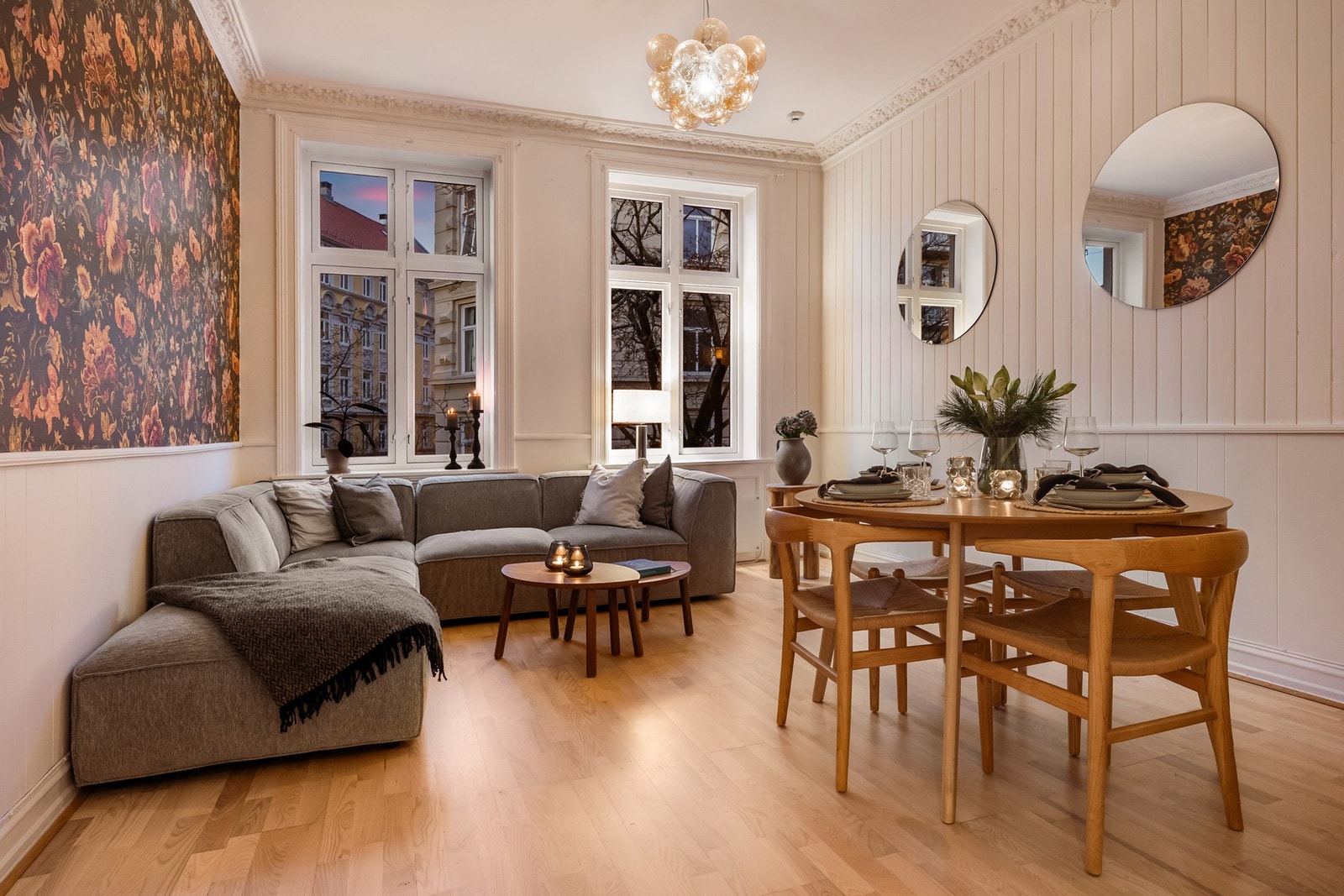 Klassisk 2-roms andelsleilighet i lys utførelse med god planløsning og gjennomgående Galleribilde