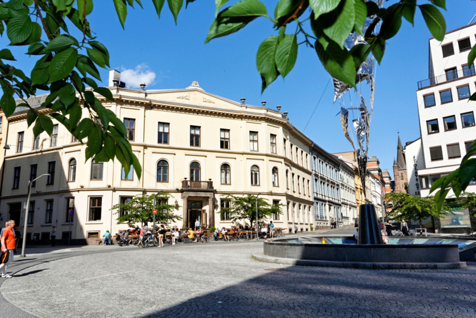 St. Olavs plass med flere gode serveringssteder Galleribilde