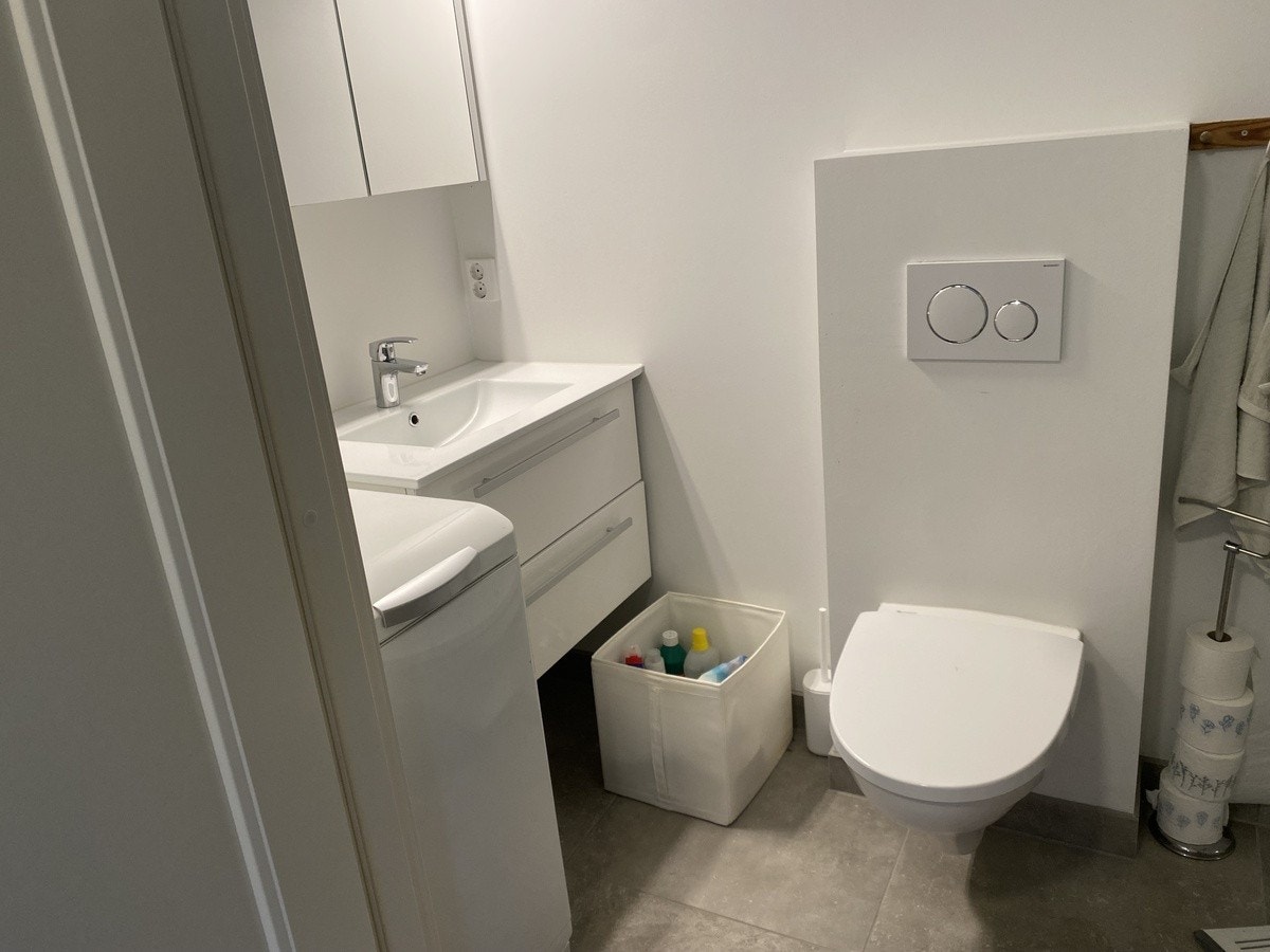 Moderne bad med alle fasiliteter Galleribilde