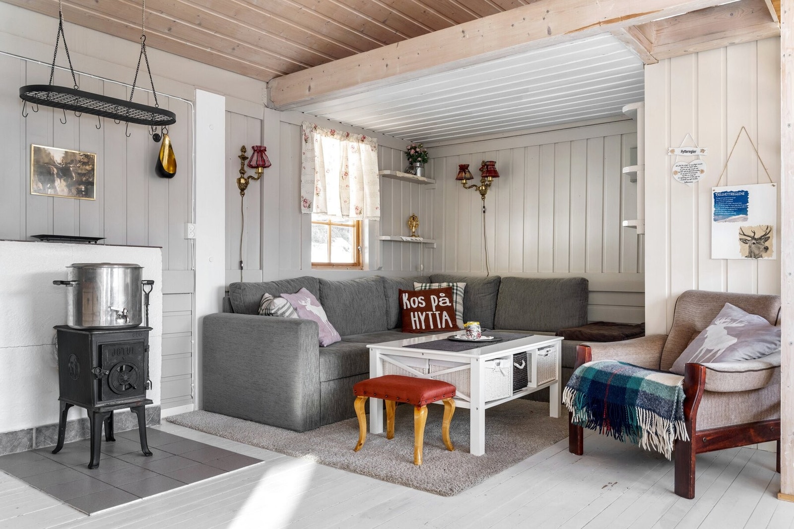 Jøtul vedovn som varmer godt. Galleribilde