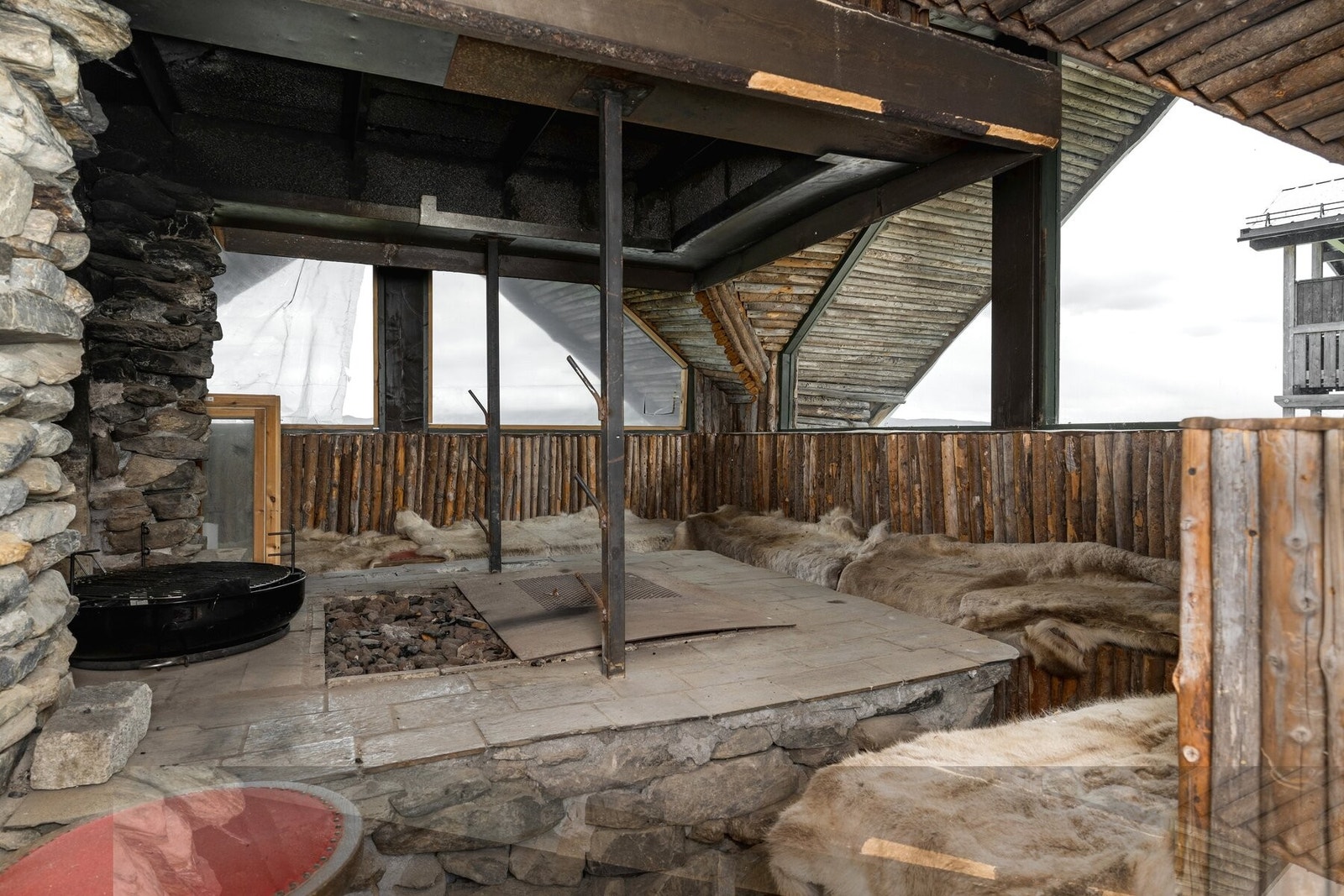 Felles grillstue. Galleribilde