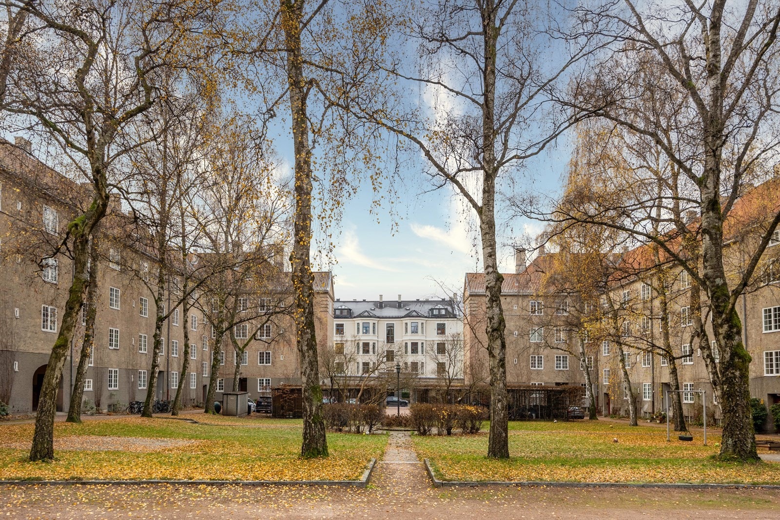 Her bor du sentralt, men samtidig i trygge og rolige omgivelser. Galleribilde