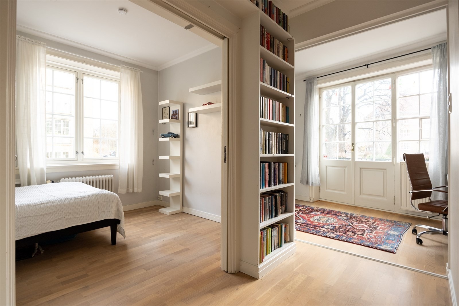 Soverom 1 og 2 har begge god plass til dobbeltseng og øvrig møblement. Galleribilde