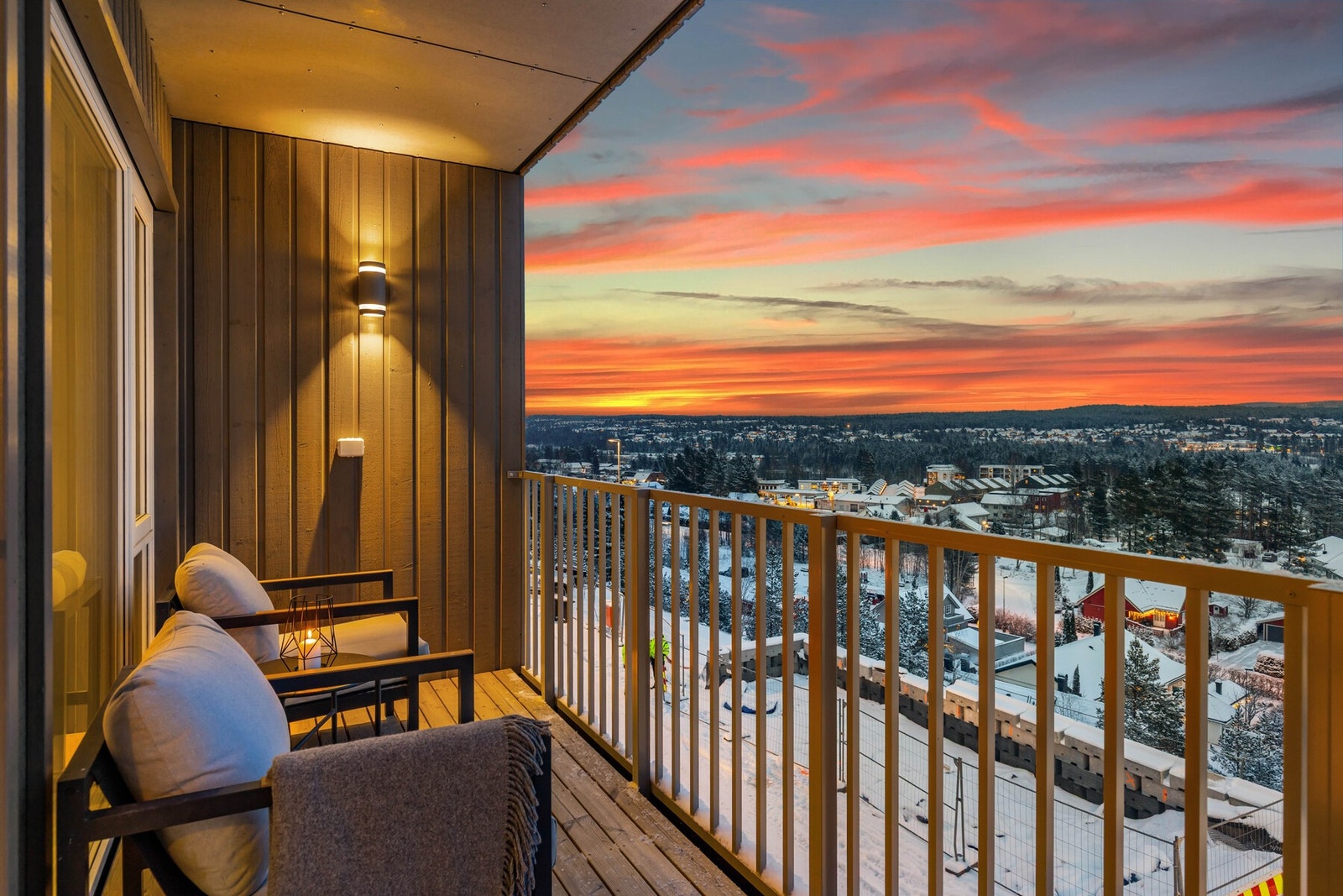 Man kan nyte en fin utsikt fra balkongen. Galleribilde