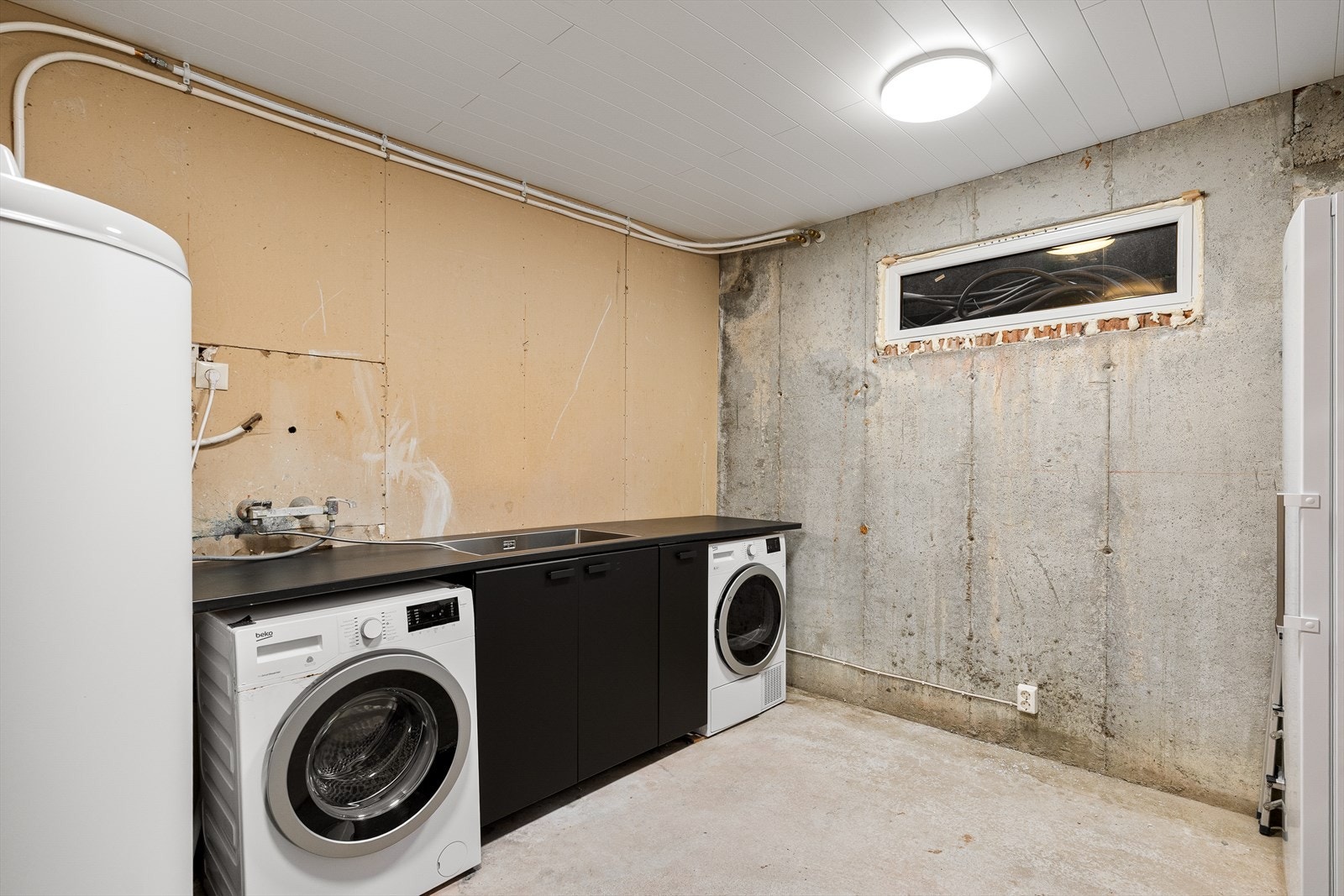 Vaskerom. Galleribilde