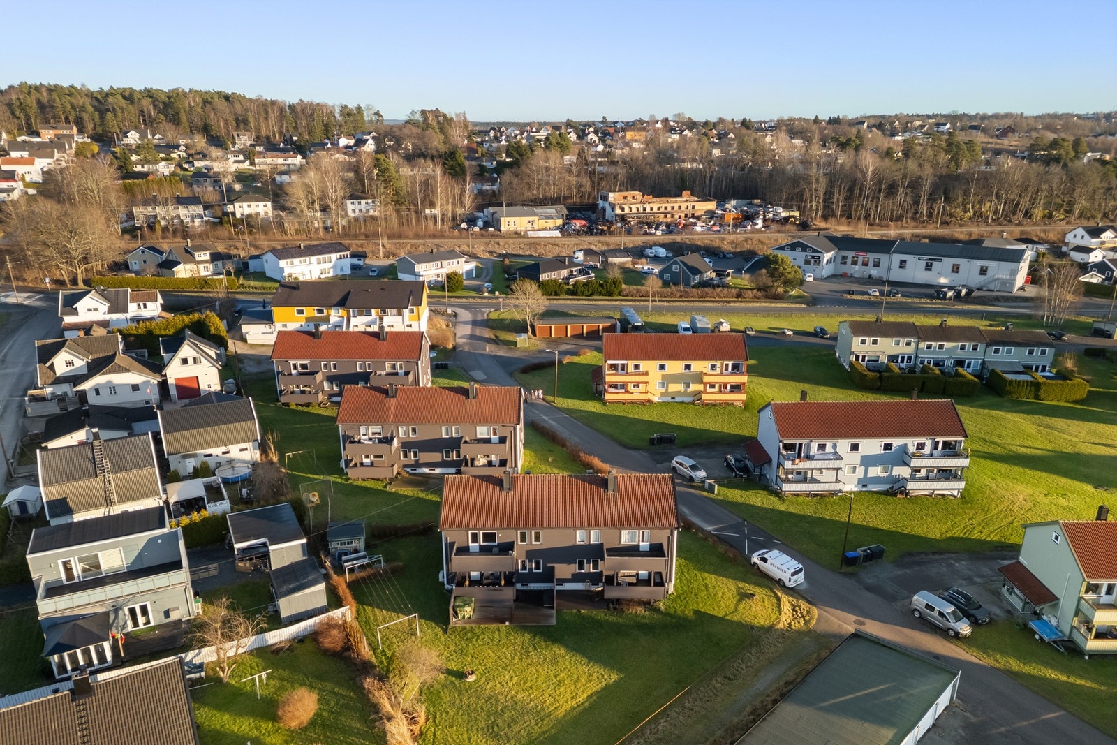 Sentral beliggenhet med kort vei til det meste man trenger i hverdagen. Galleribilde